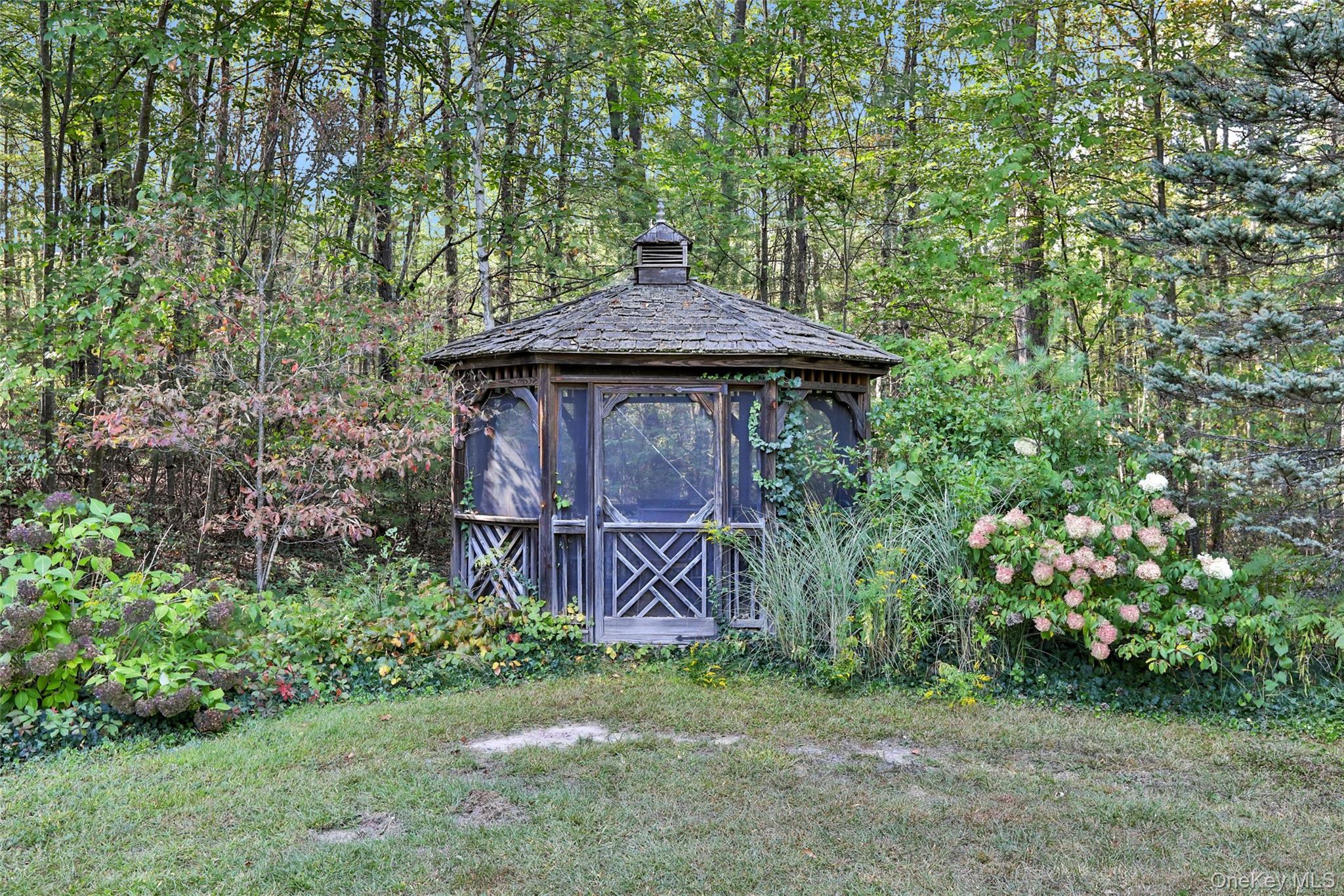 Single Family Mountain View Dr Ulster County, NY 12446, MLS-860574-7