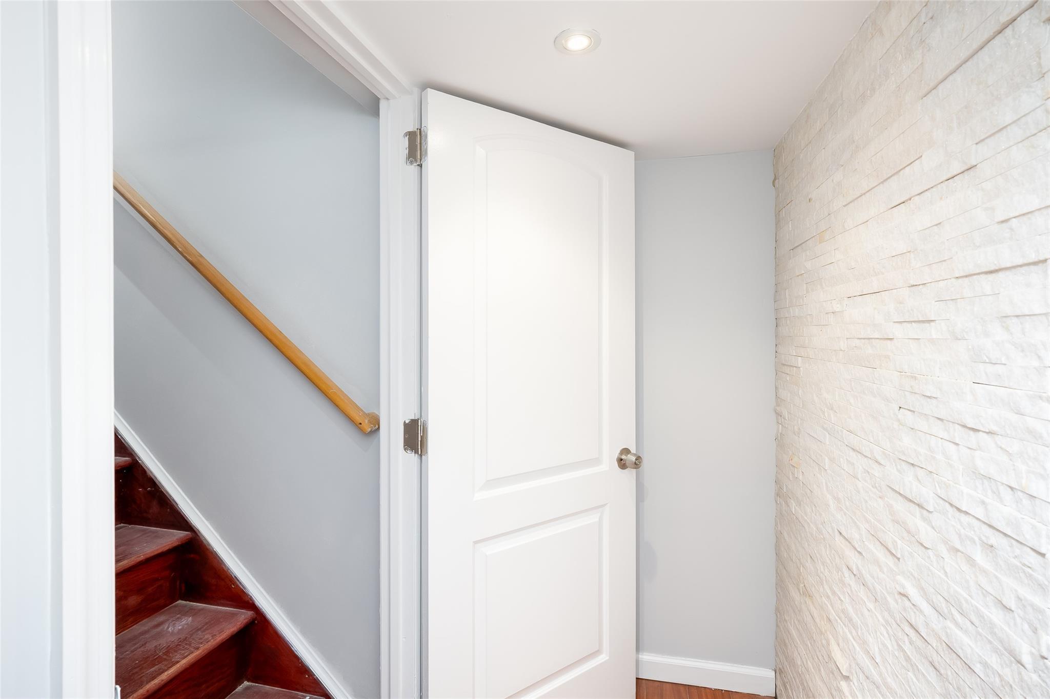 Single Family Underhill  Nassau County, NY 11801, MLS-860576-35