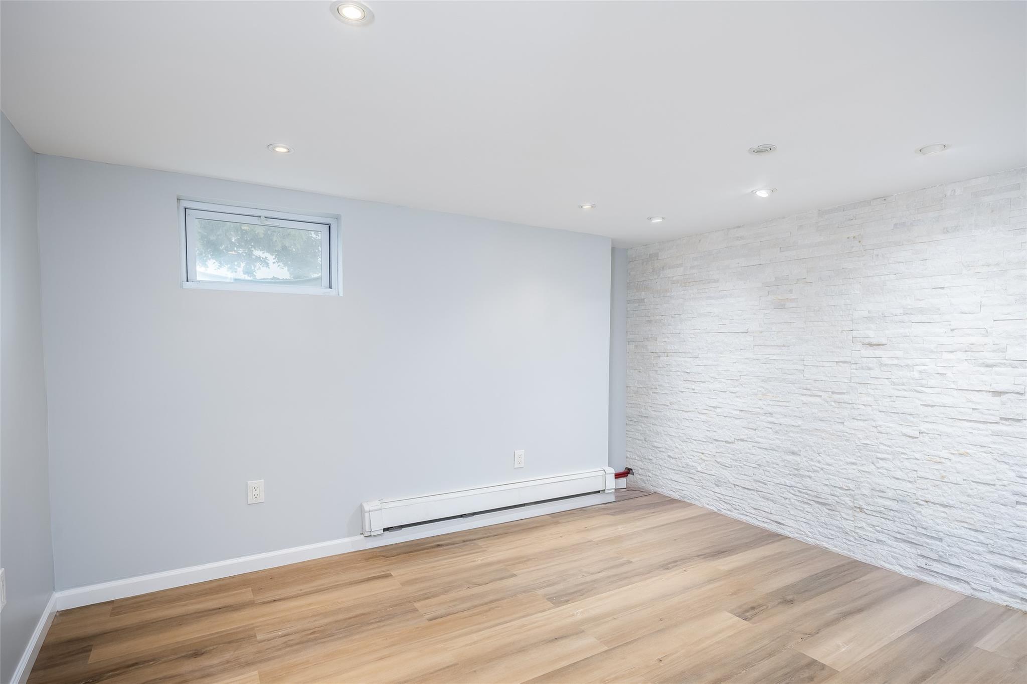 Single Family Underhill  Nassau County, NY 11801, MLS-860576-37