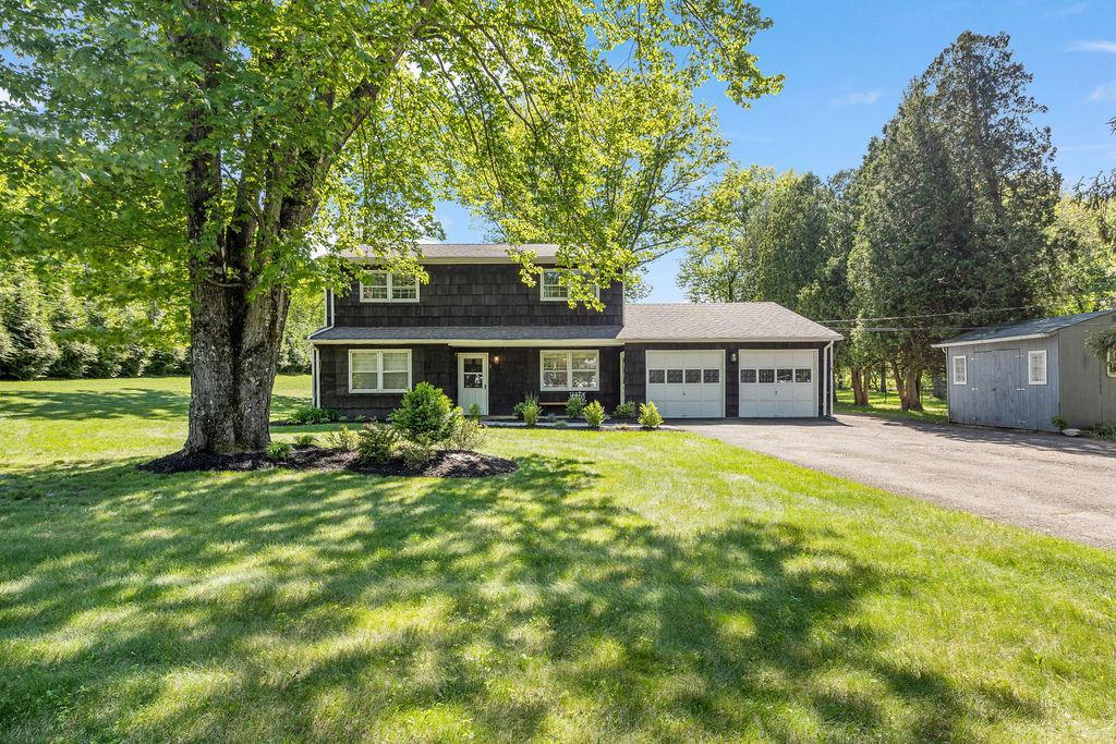 Single Family Cottage  Rockland County, NY 10901, MLS-860579-2