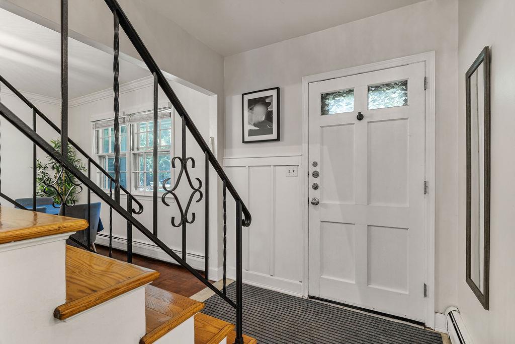 Single Family Cottage  Rockland County, NY 10901, MLS-860579-9