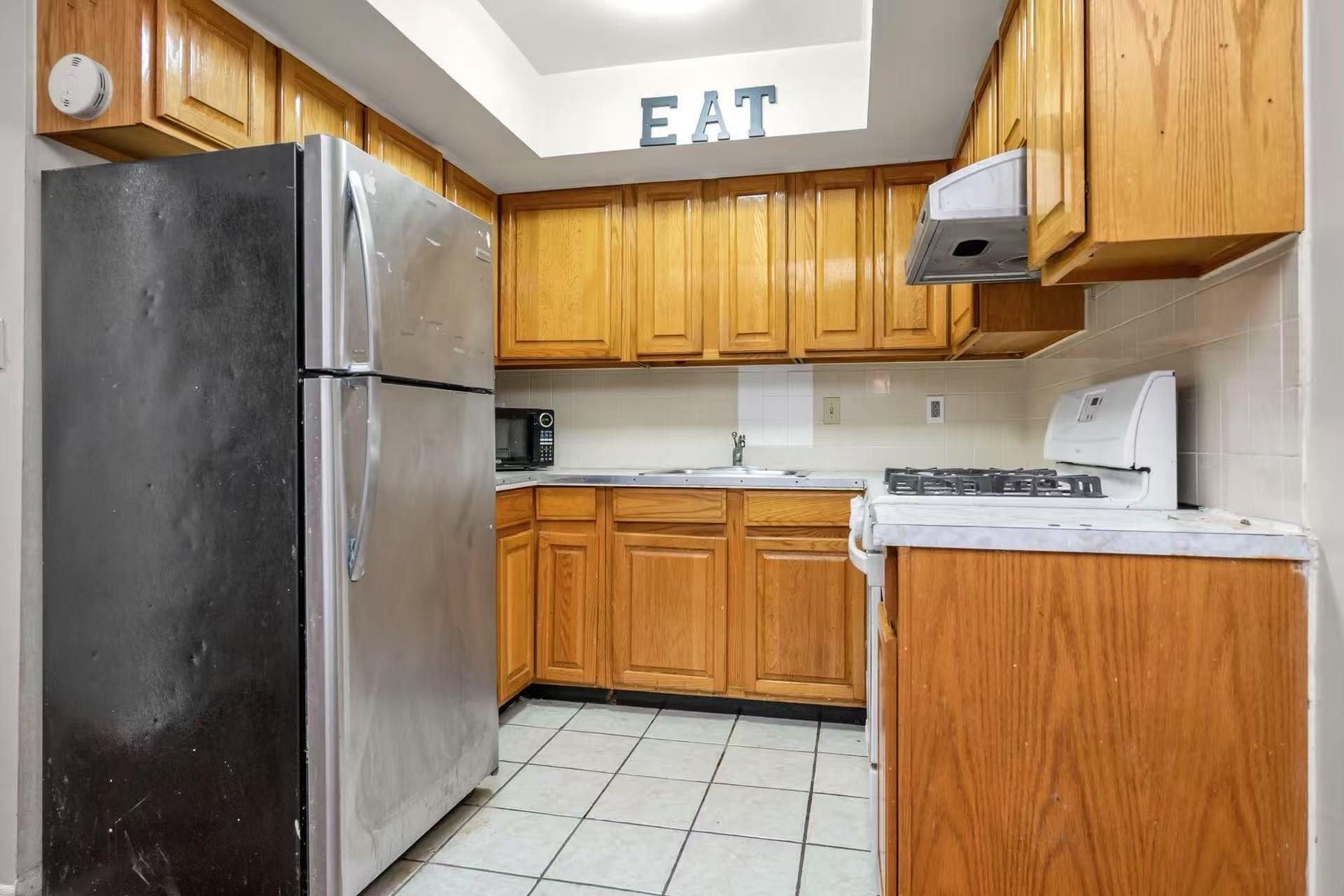 Single Family Tremont  Bronx, NY 10465, MLS-860600-9