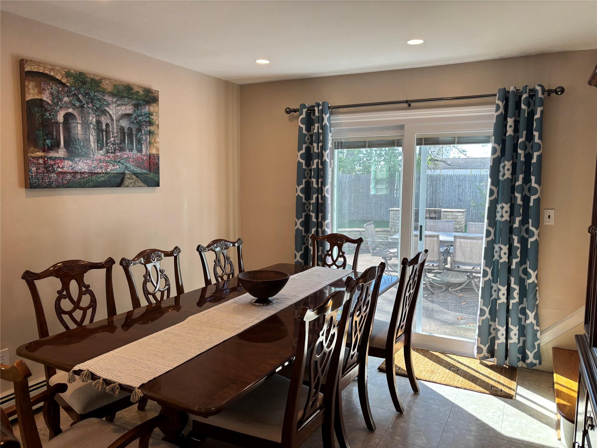 Single Family Davis  Suffolk County, NY 11703, MLS-860618-10