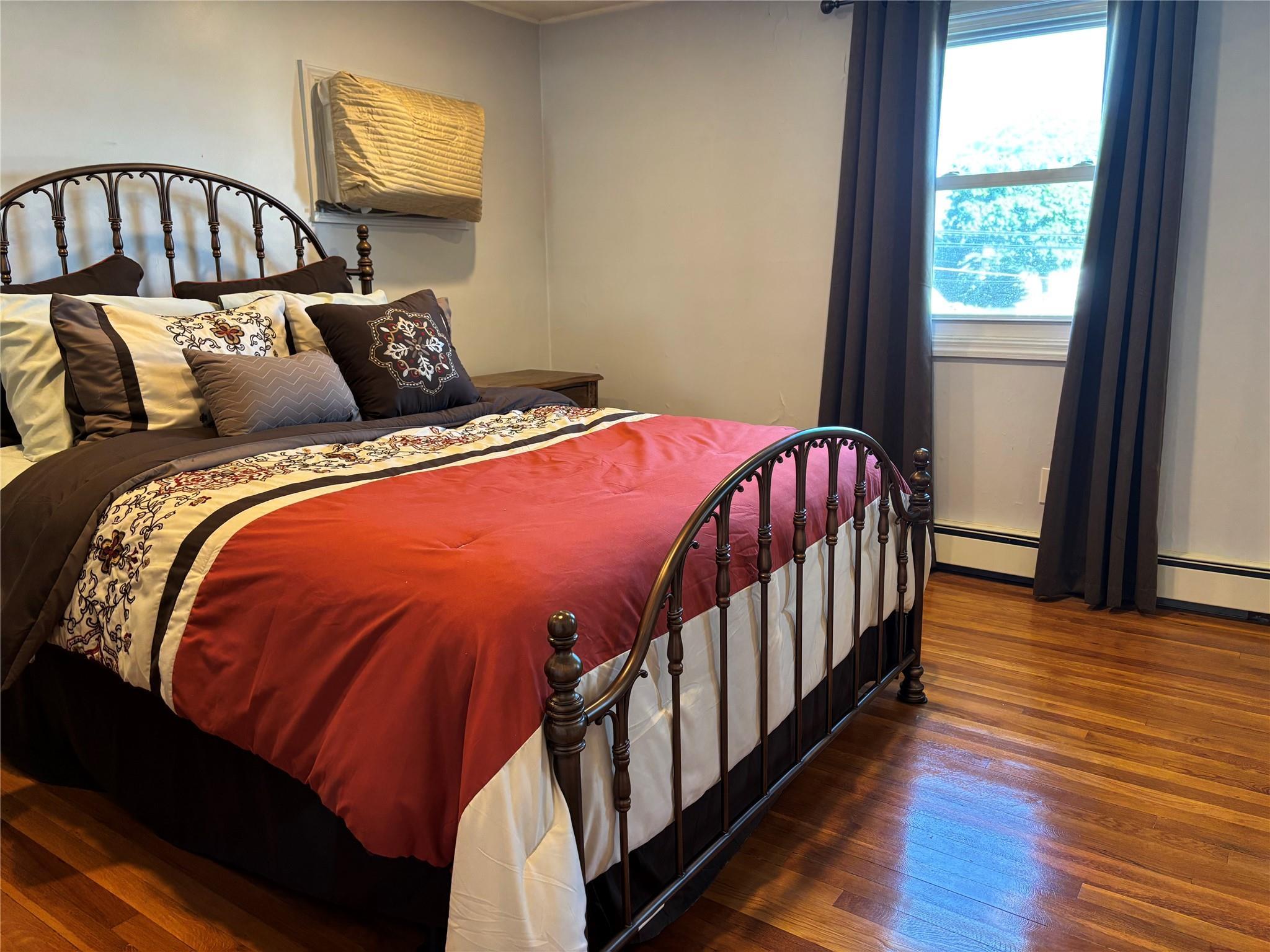 Single Family Davis  Suffolk County, NY 11703, MLS-860618-25