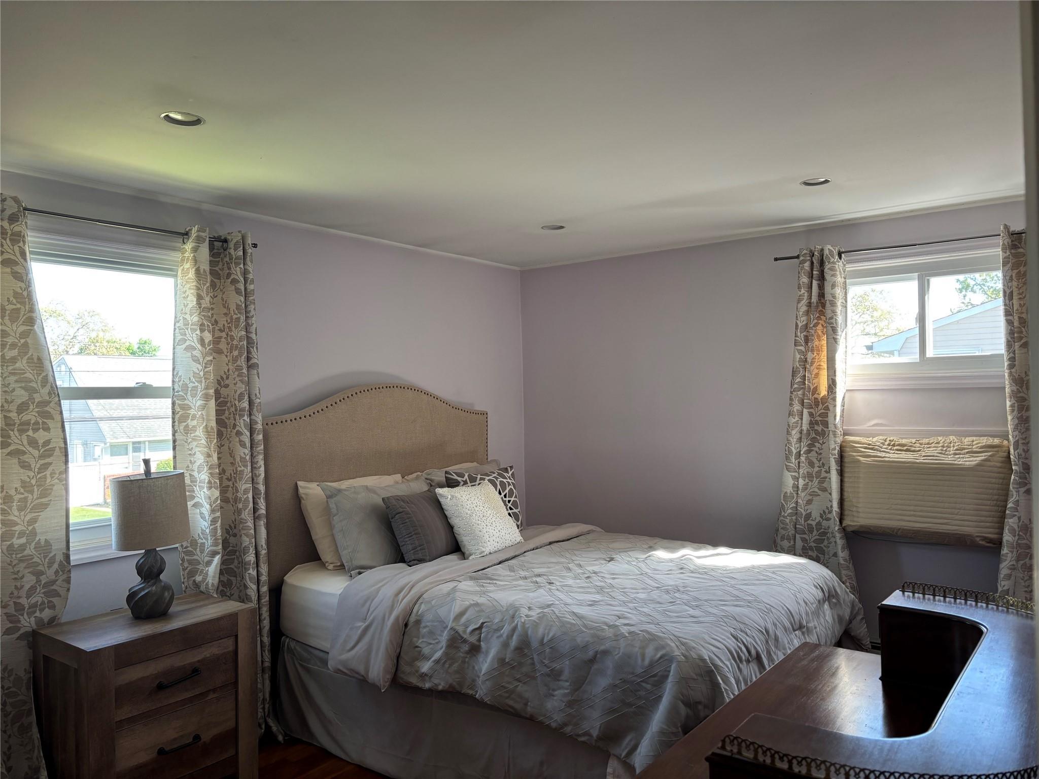 Single Family Davis  Suffolk County, NY 11703, MLS-860618-27