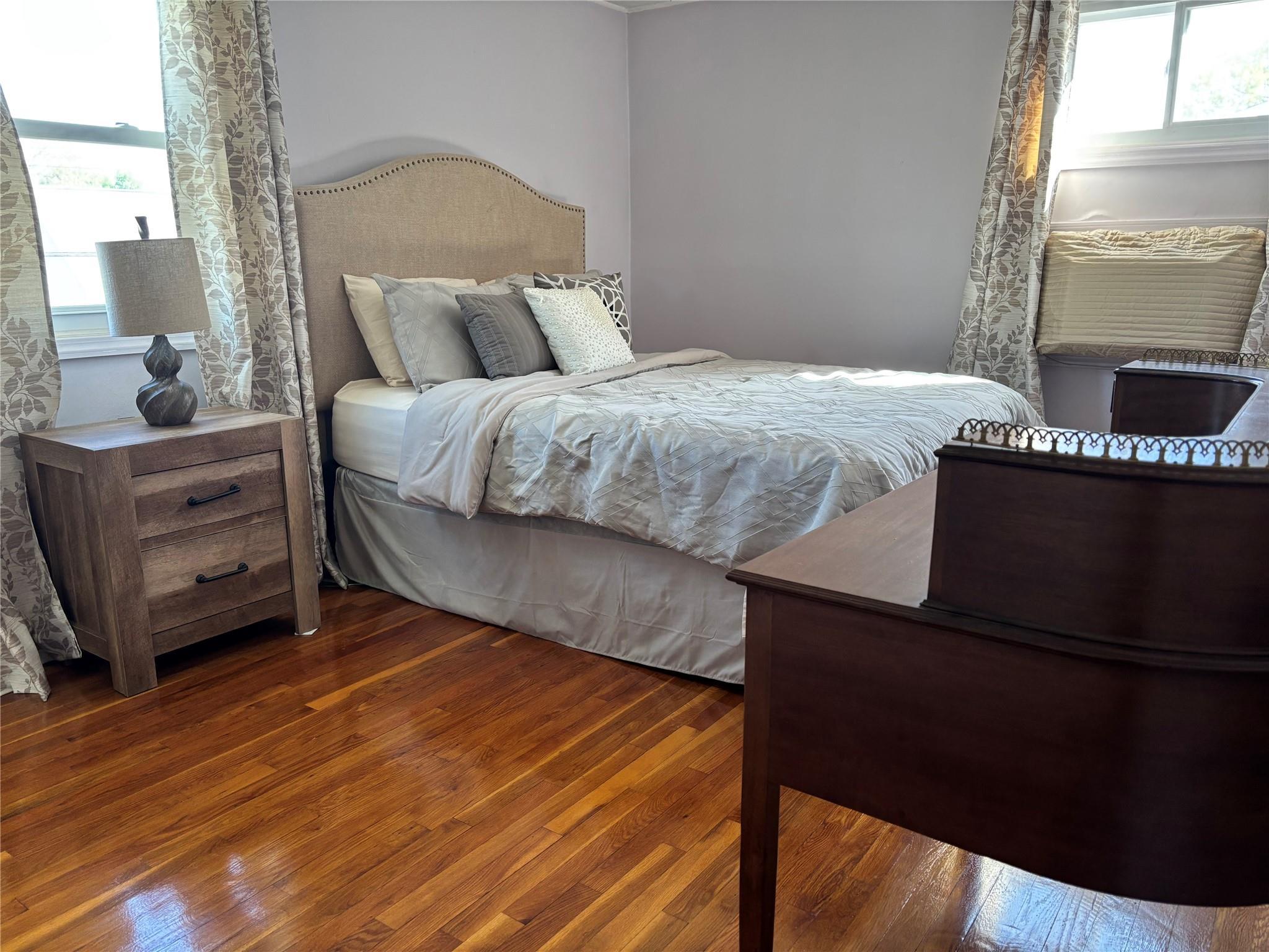 Single Family Davis  Suffolk County, NY 11703, MLS-860618-28