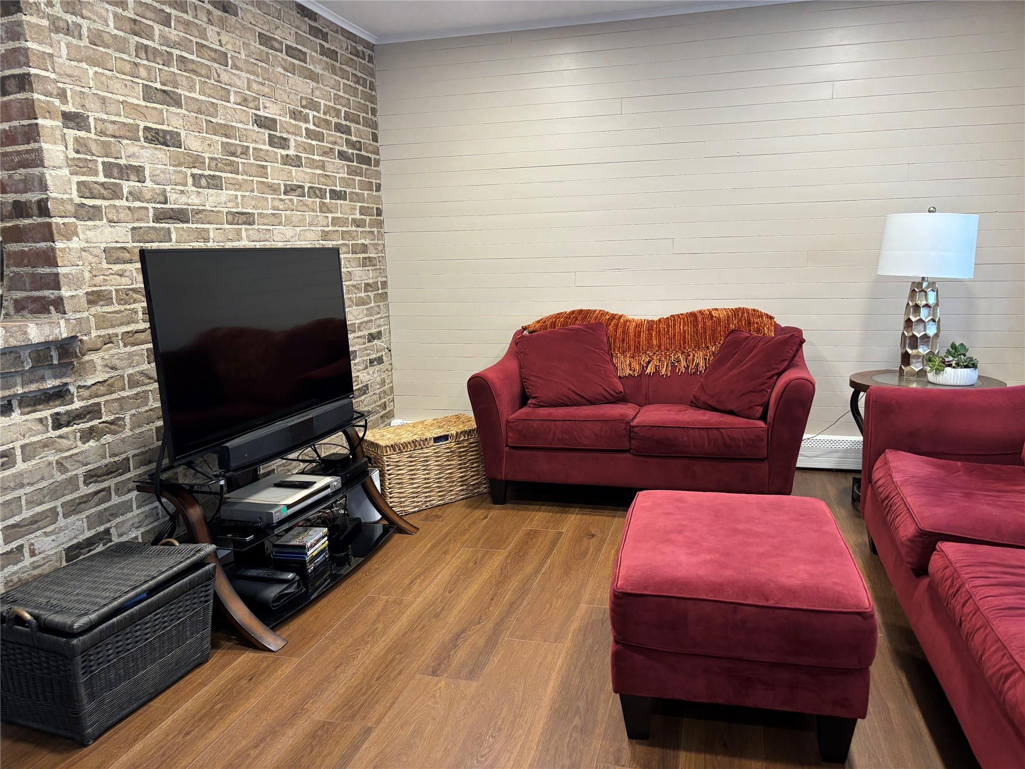 Single Family Davis  Suffolk County, NY 11703, MLS-860618-7