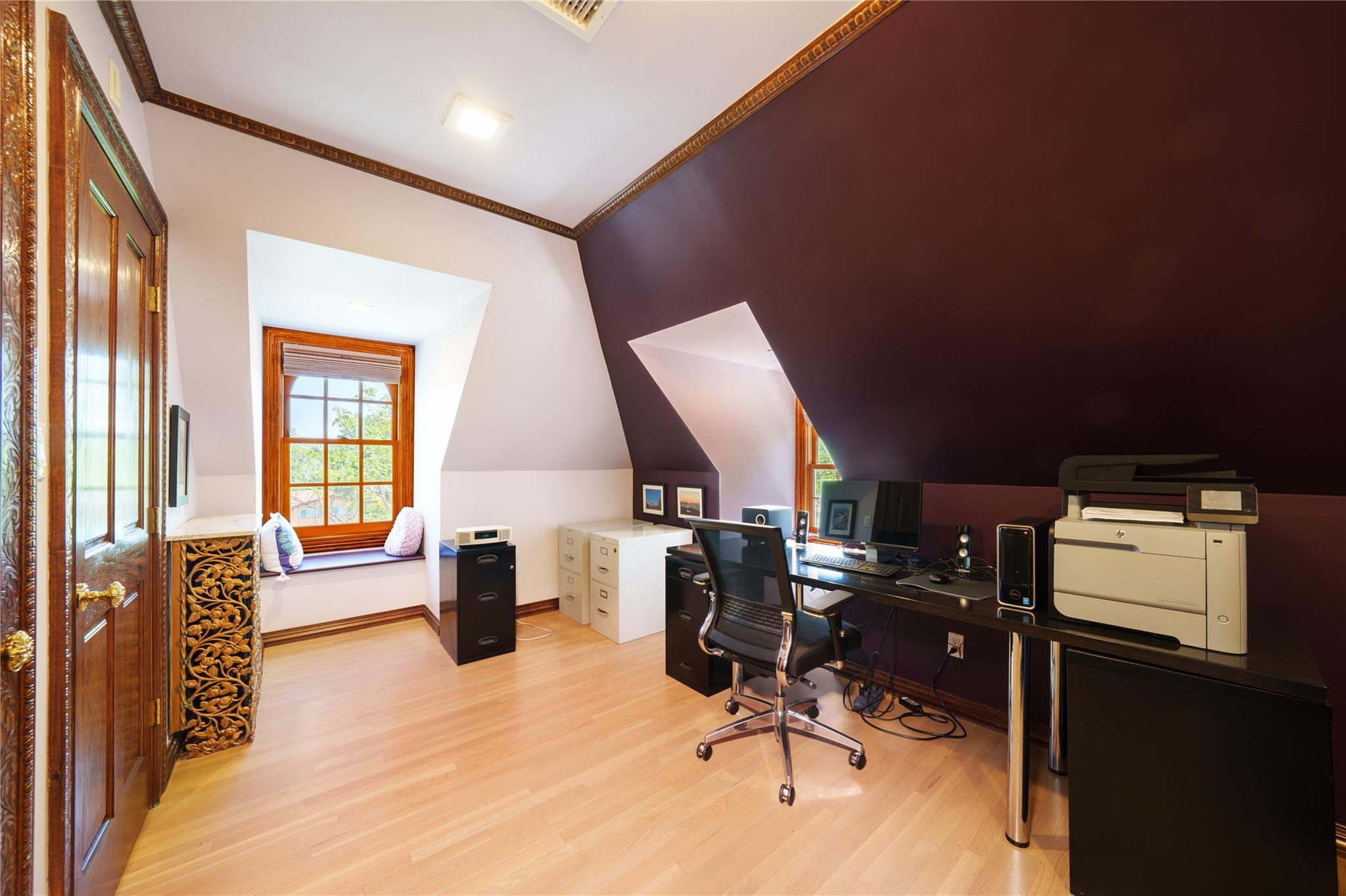 Single Family Little Neck  Queens, NY 11360, MLS-860625-24