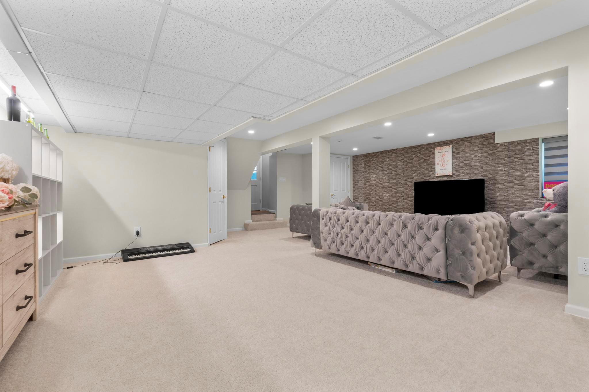 Single Family Cherry  Westchester County, NY 10583, MLS-860636-37