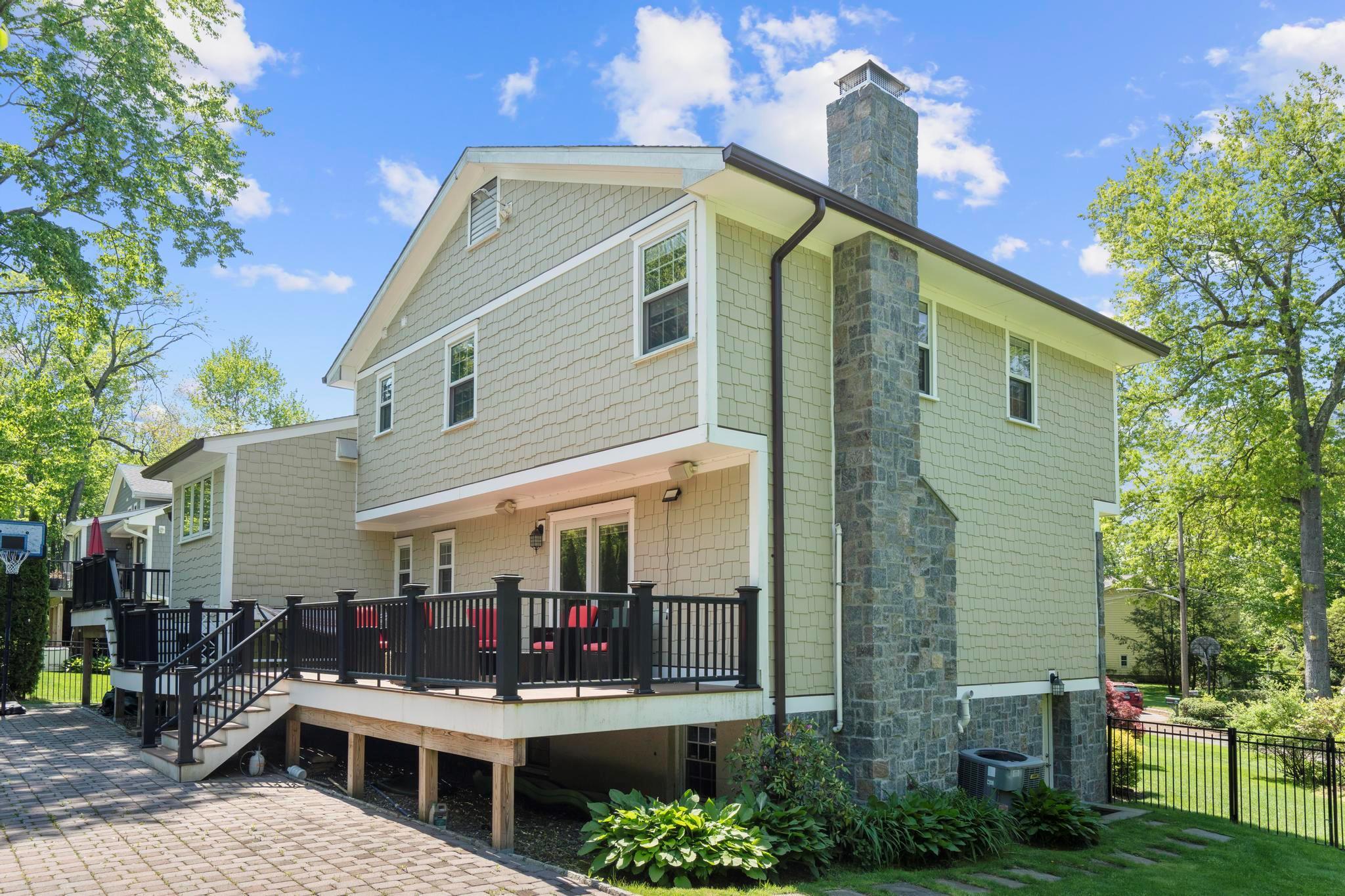 Single Family Cherry  Westchester County, NY 10583, MLS-860636-41