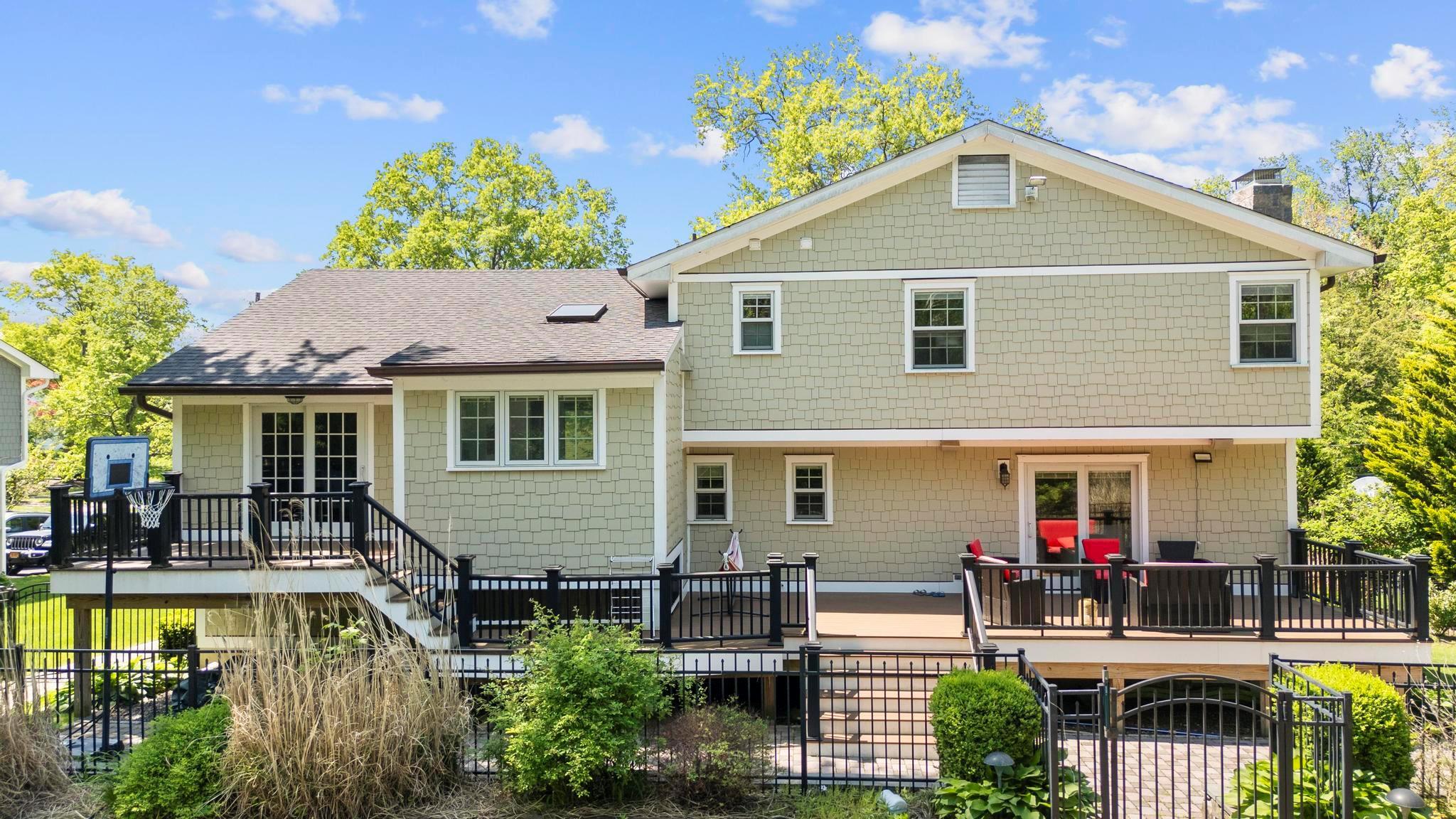 Single Family Cherry  Westchester County, NY 10583, MLS-860636-5