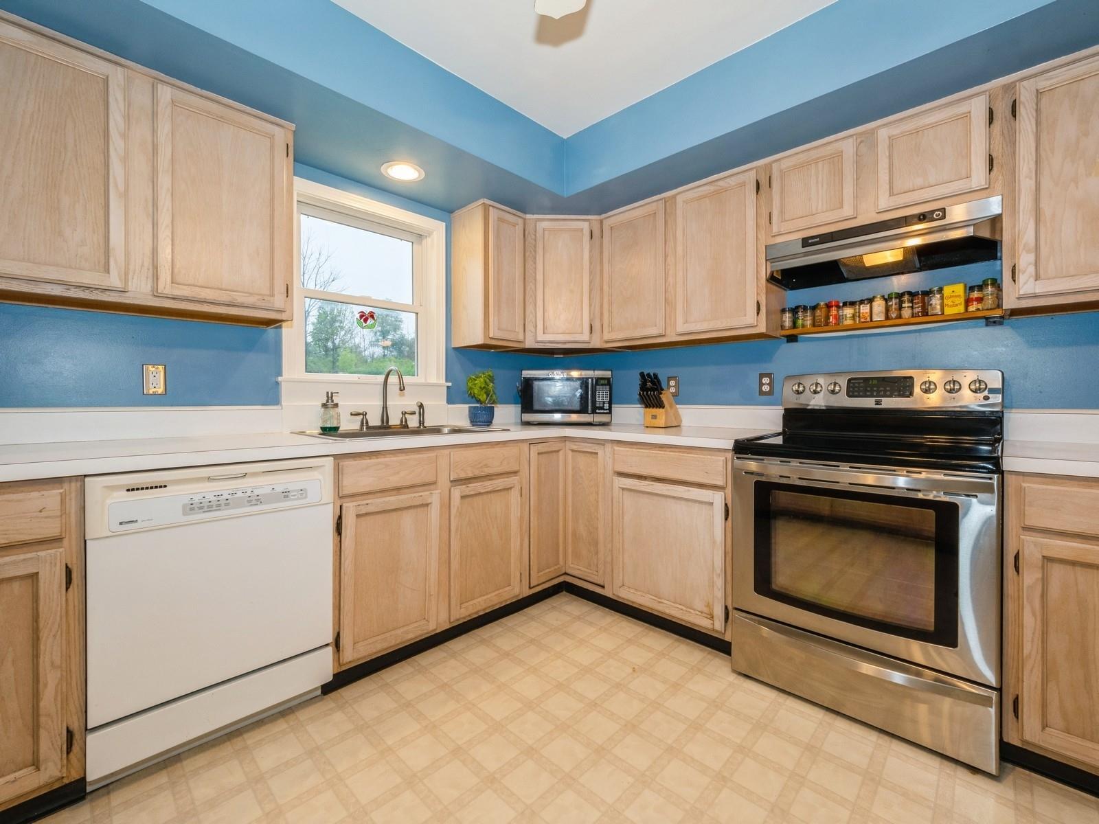 Single Family Wisseman  Dutchess County, NY 12540, MLS-860640-5