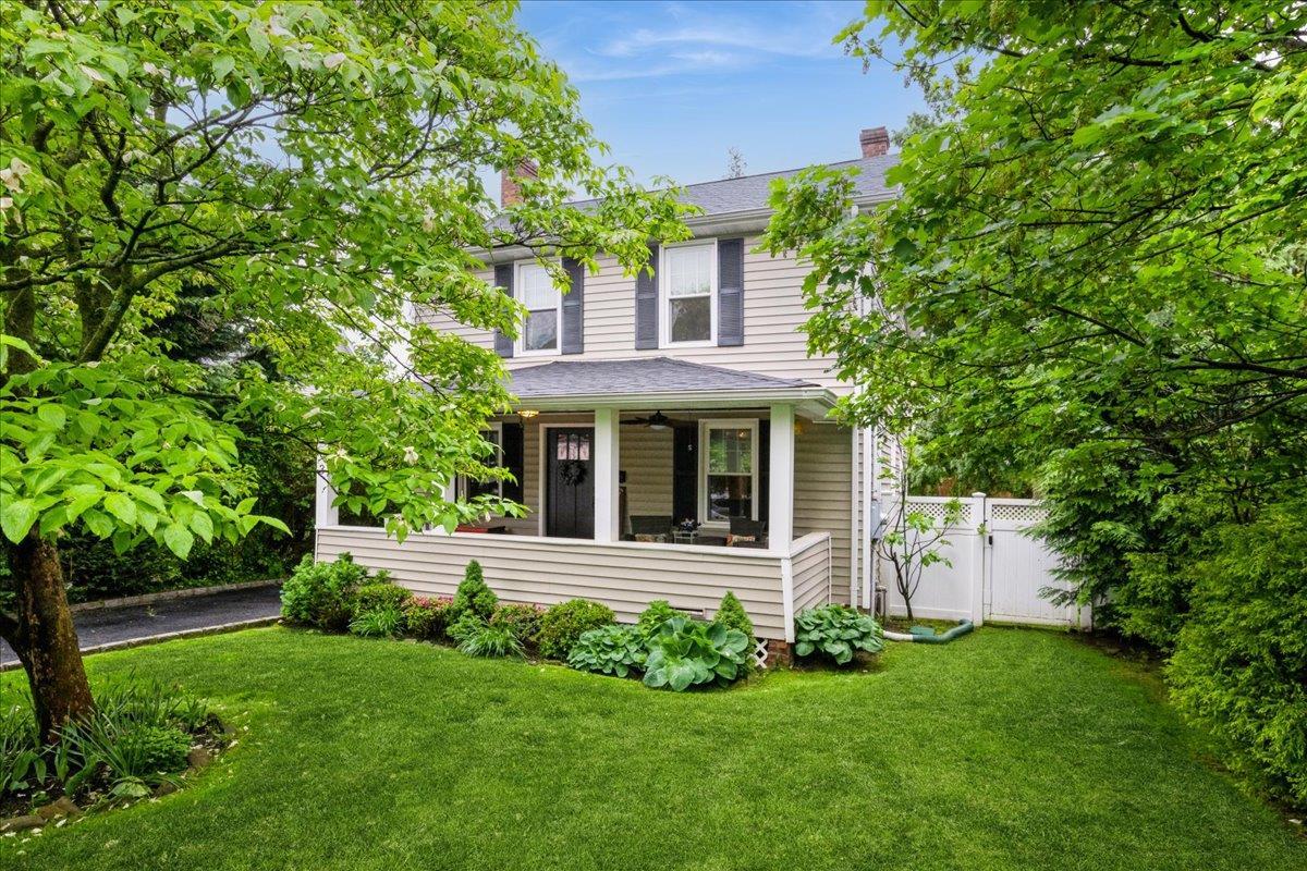 Single Family Coles  Nassau County, NY 11542, MLS-860648-4