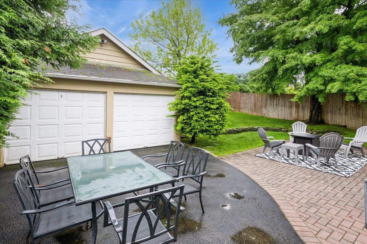 Single Family Coles  Nassau County, NY 11542, MLS-860648-5