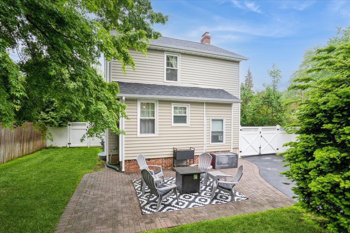 Single Family Coles  Nassau County, NY 11542, MLS-860648-9