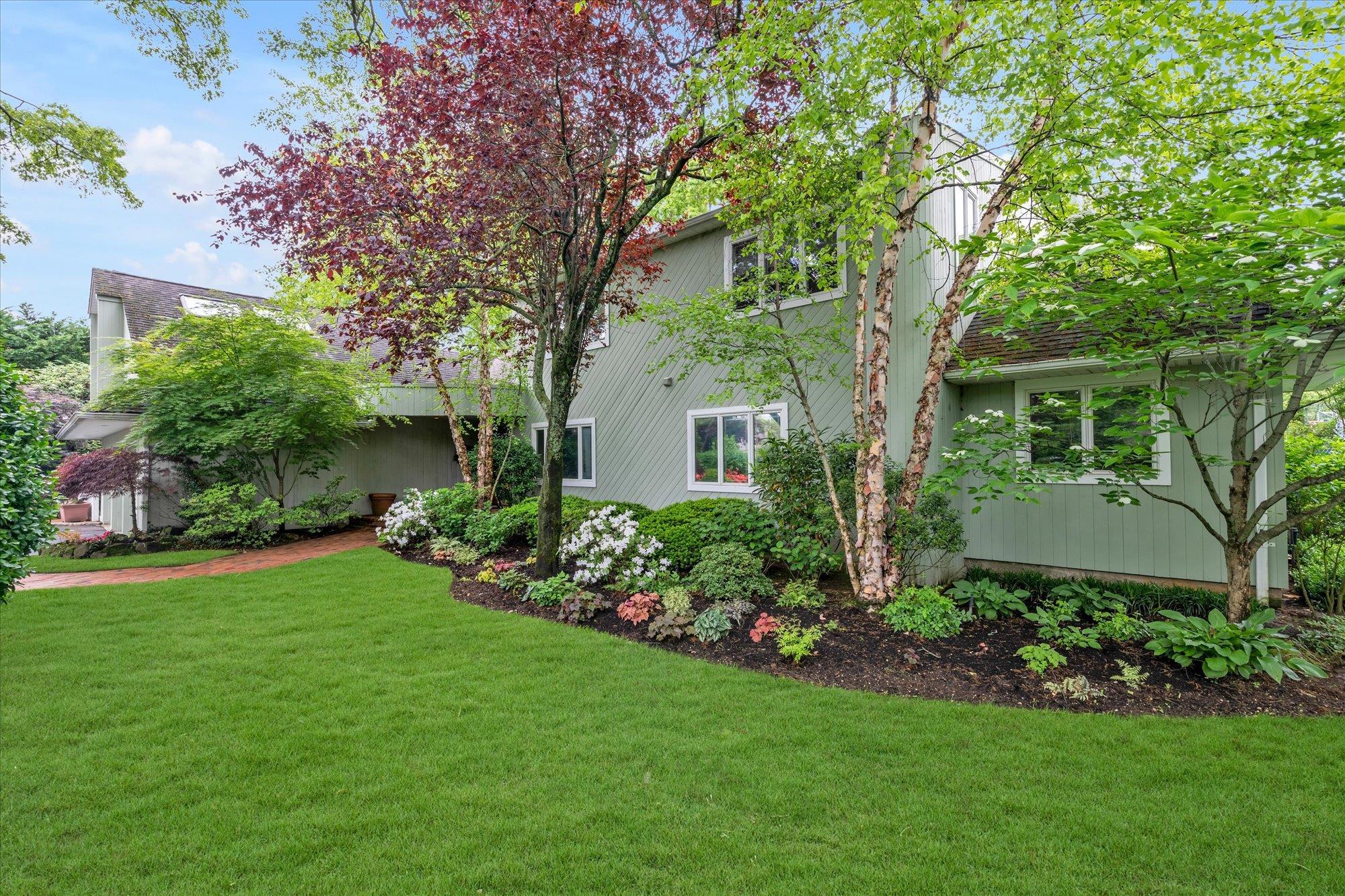 Single Family Everit  Nassau County, NY 11557, MLS-860655-31