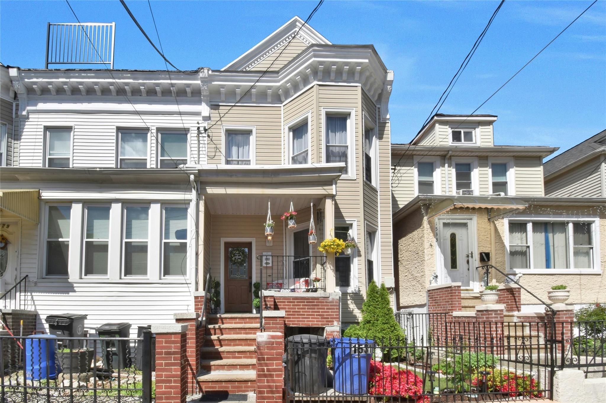 Single Family Hone  Bronx, NY 10461, MLS-860661-12