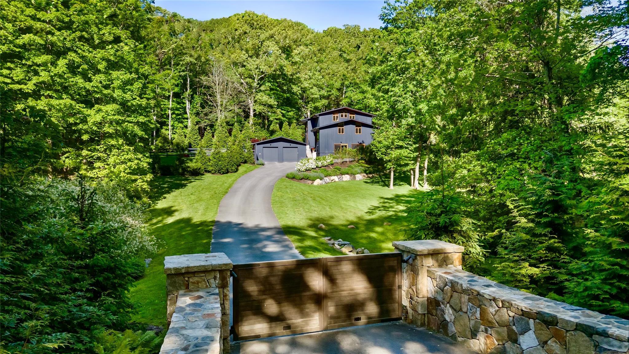 Single Family Black Spring  Westchester County, NY 10576, MLS-860665-24