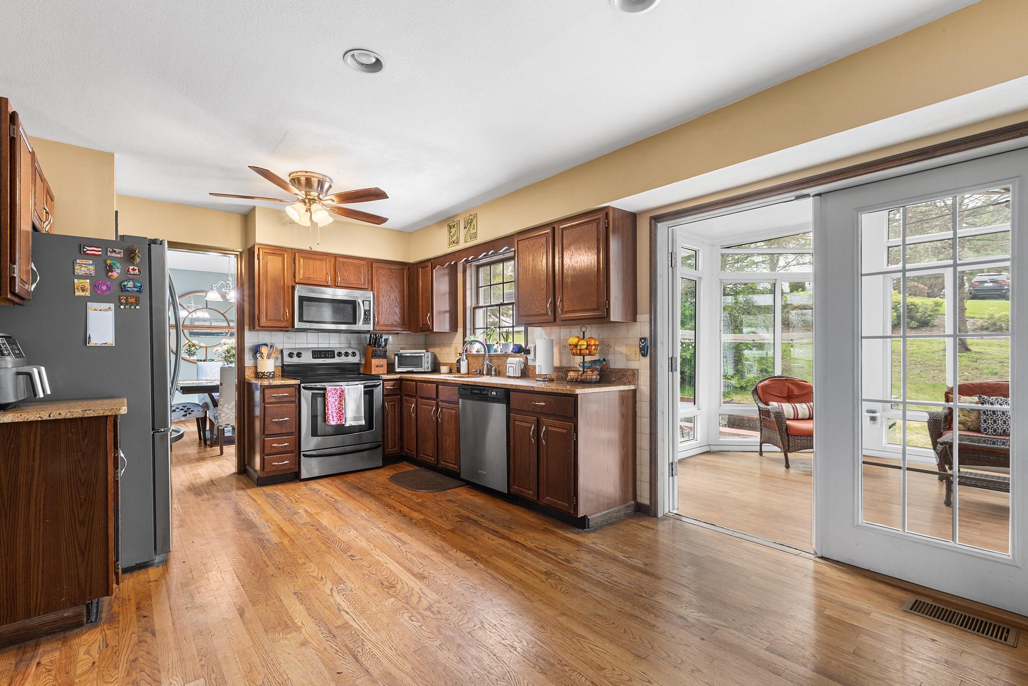 Single Family Overlook  Dutchess County, NY 12603, MLS-860666-10
