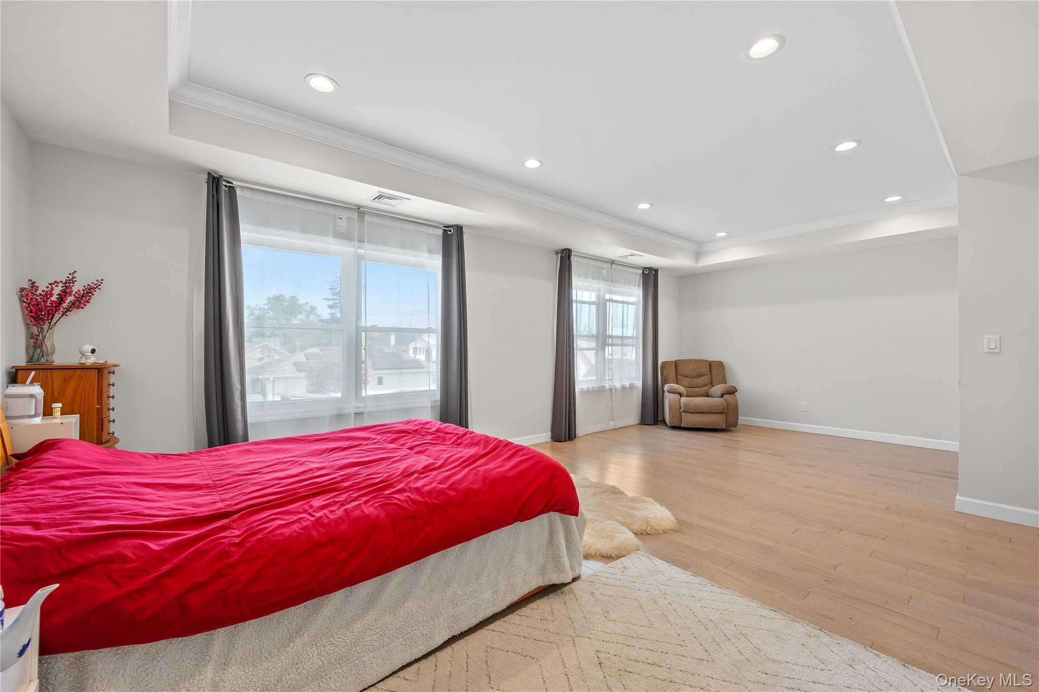 Single Family South  Nassau County, NY 11783, MLS-860670-13