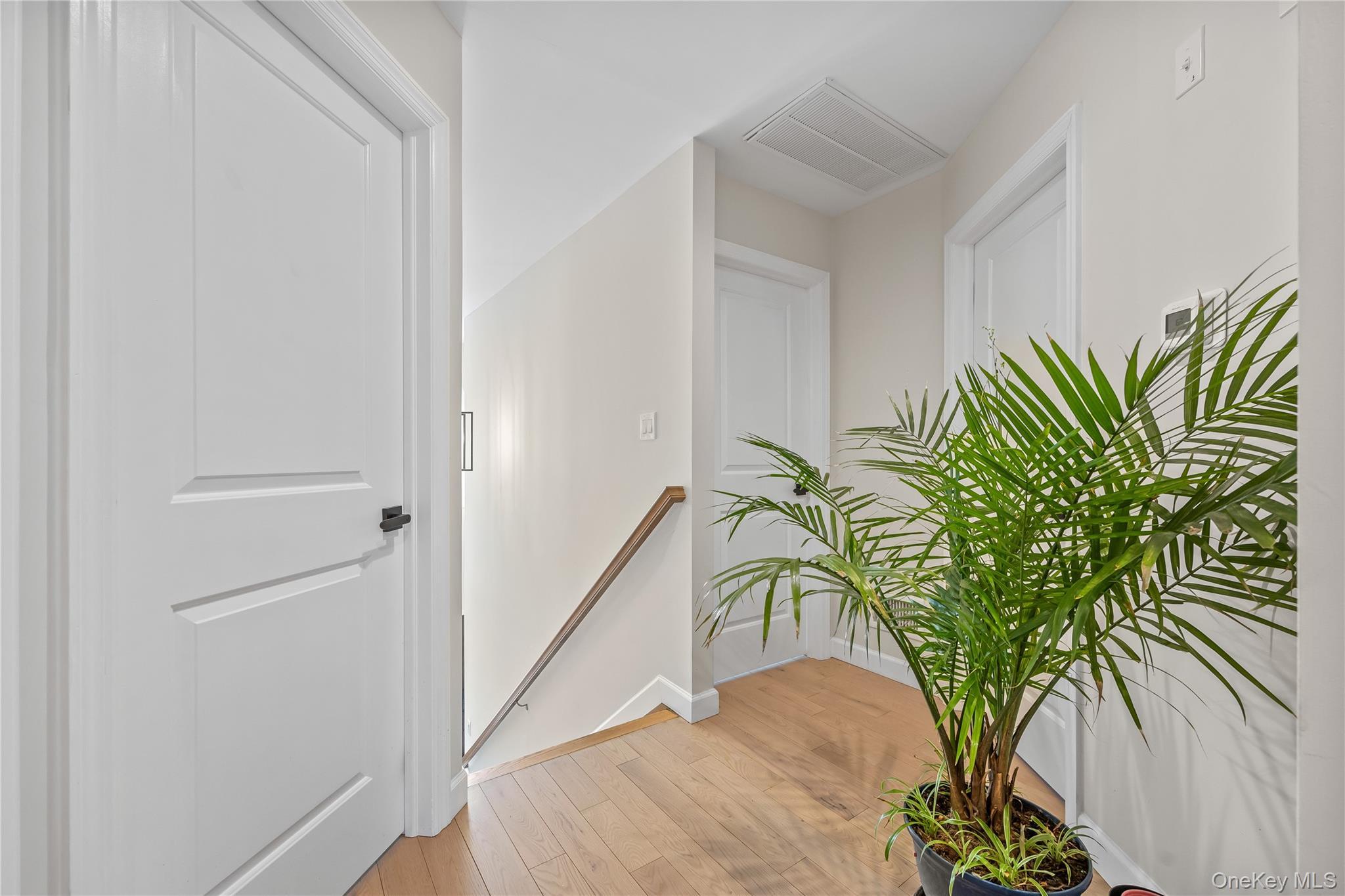 Single Family South  Nassau County, NY 11783, MLS-860670-15