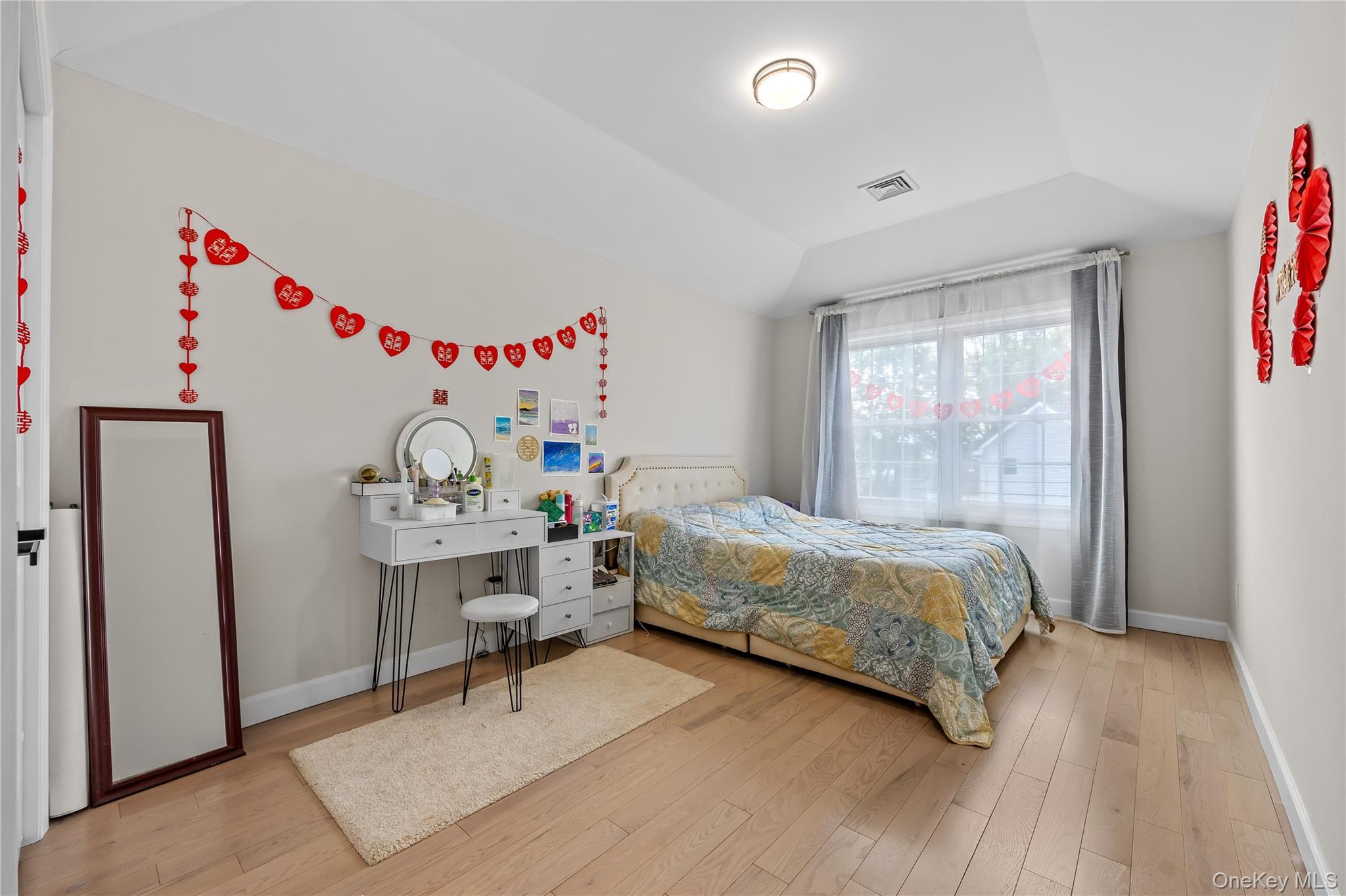 Single Family South  Nassau County, NY 11783, MLS-860670-16