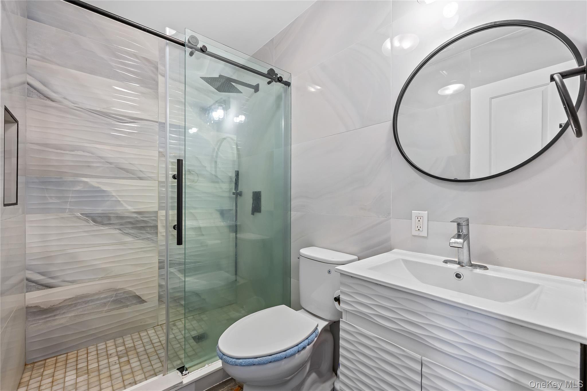 Single Family South  Nassau County, NY 11783, MLS-860670-21