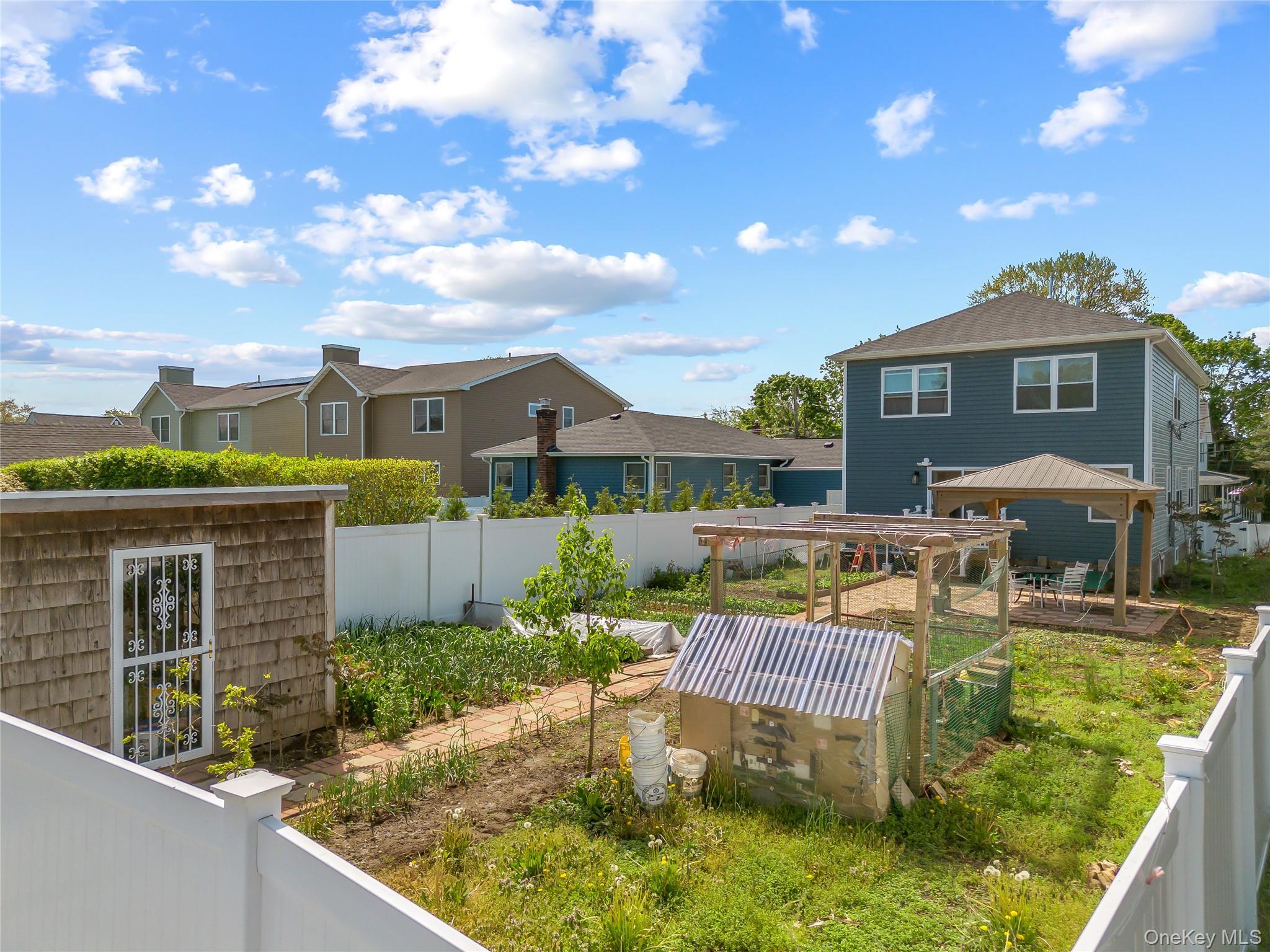 Single Family South  Nassau County, NY 11783, MLS-860670-28