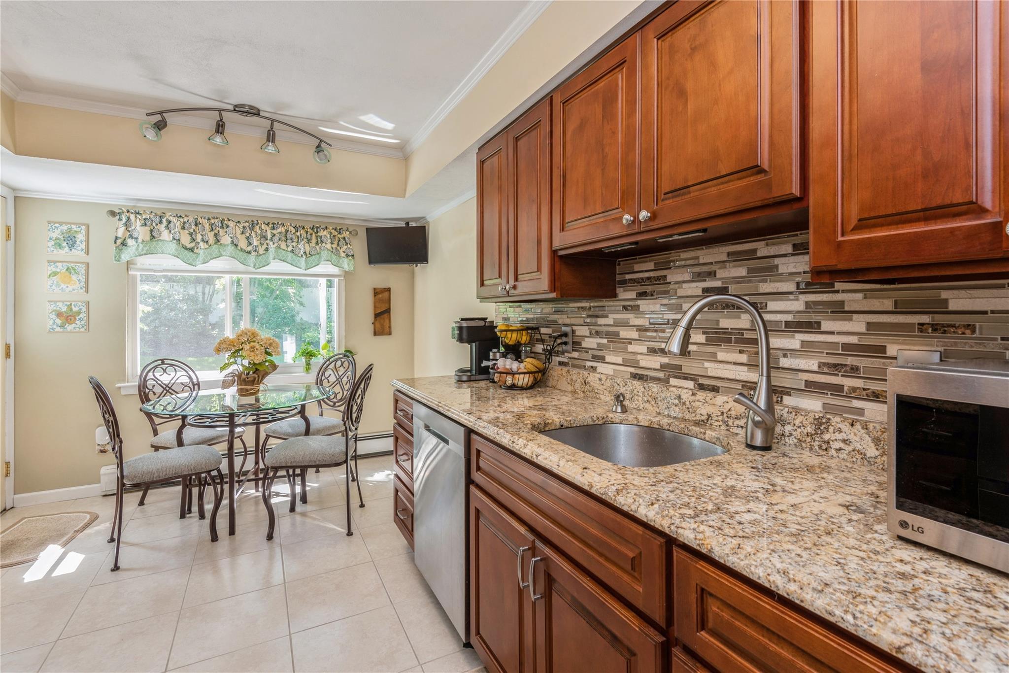 Single Family Phyllis  Suffolk County, NY 11754, MLS-860675-10