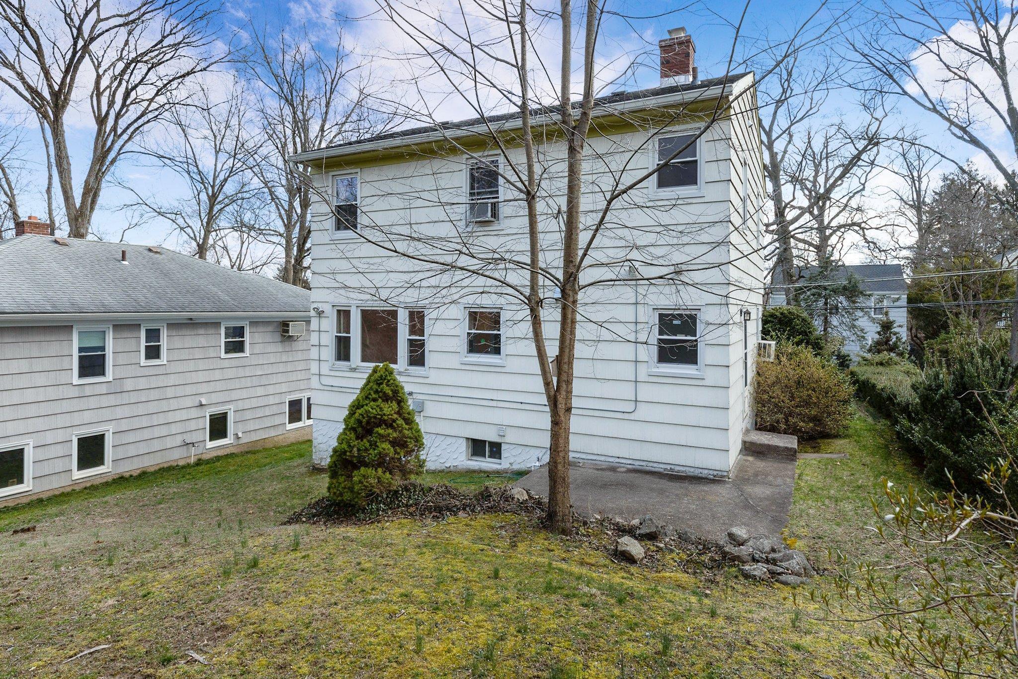 Single Family Sprague  Westchester County, NY 10583, MLS-860677-18