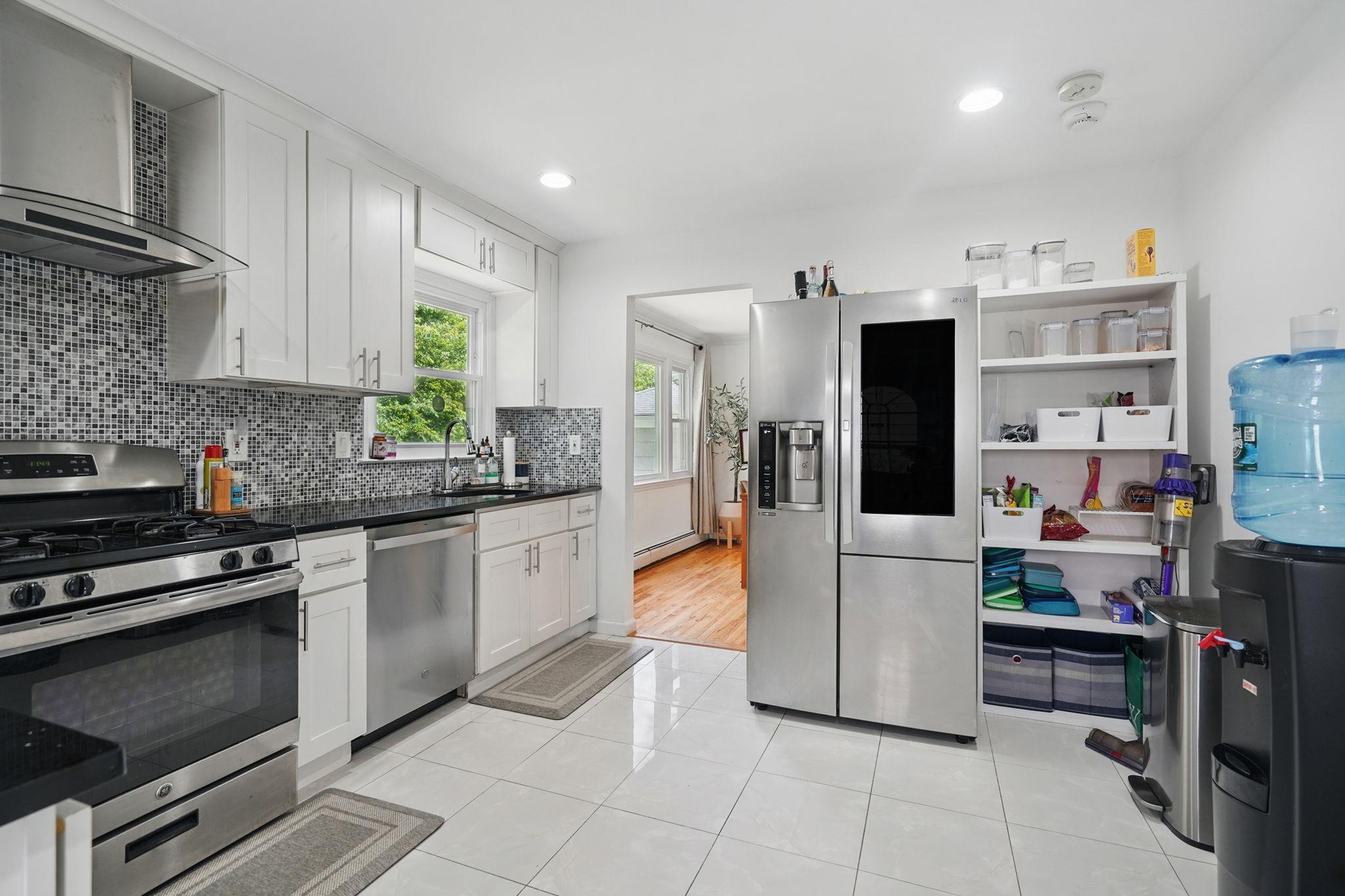 Single Family Sprague  Westchester County, NY 10583, MLS-860677-8