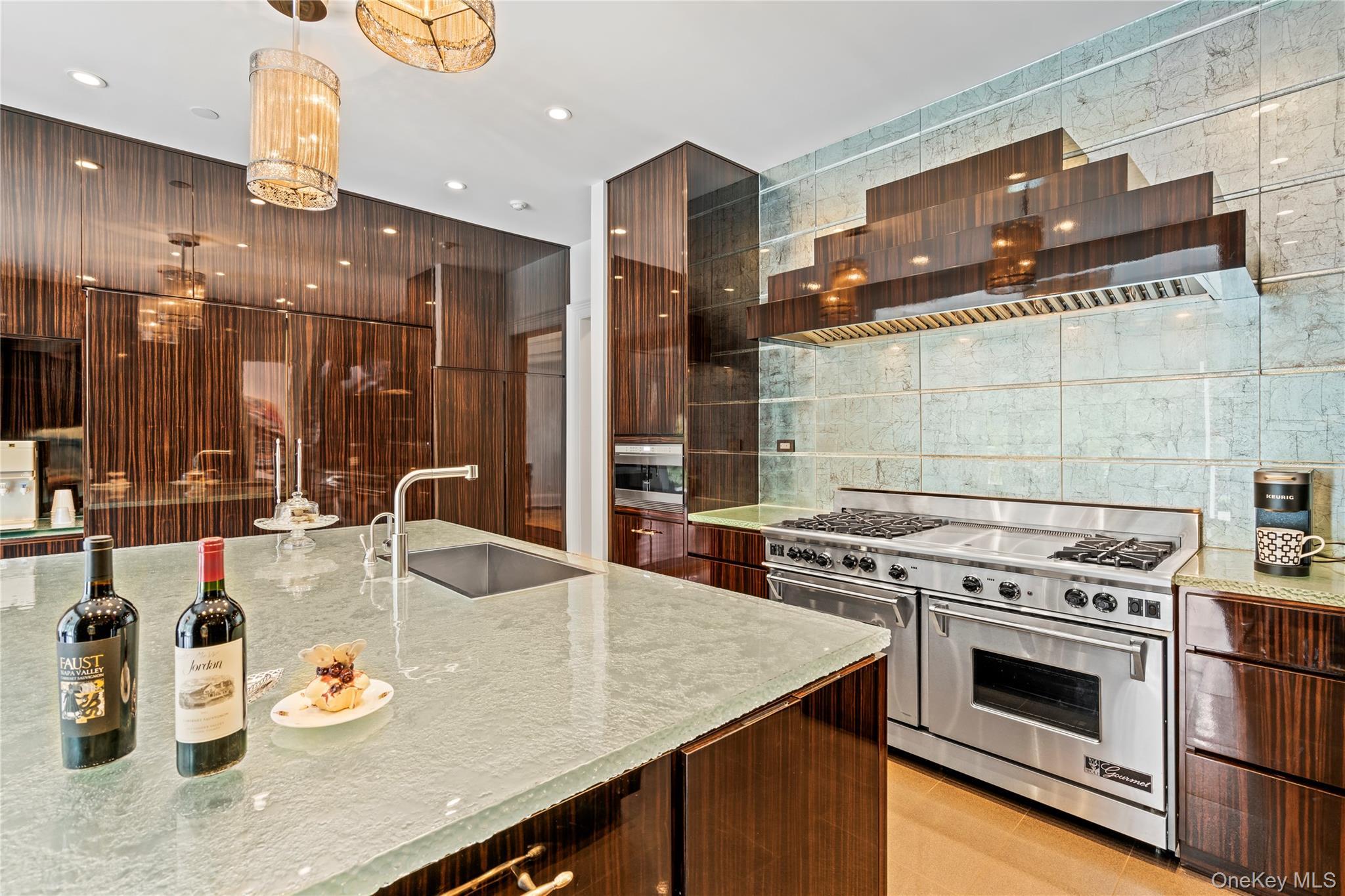 Single Family Vista  Nassau County, NY 11545, MLS-860682-14