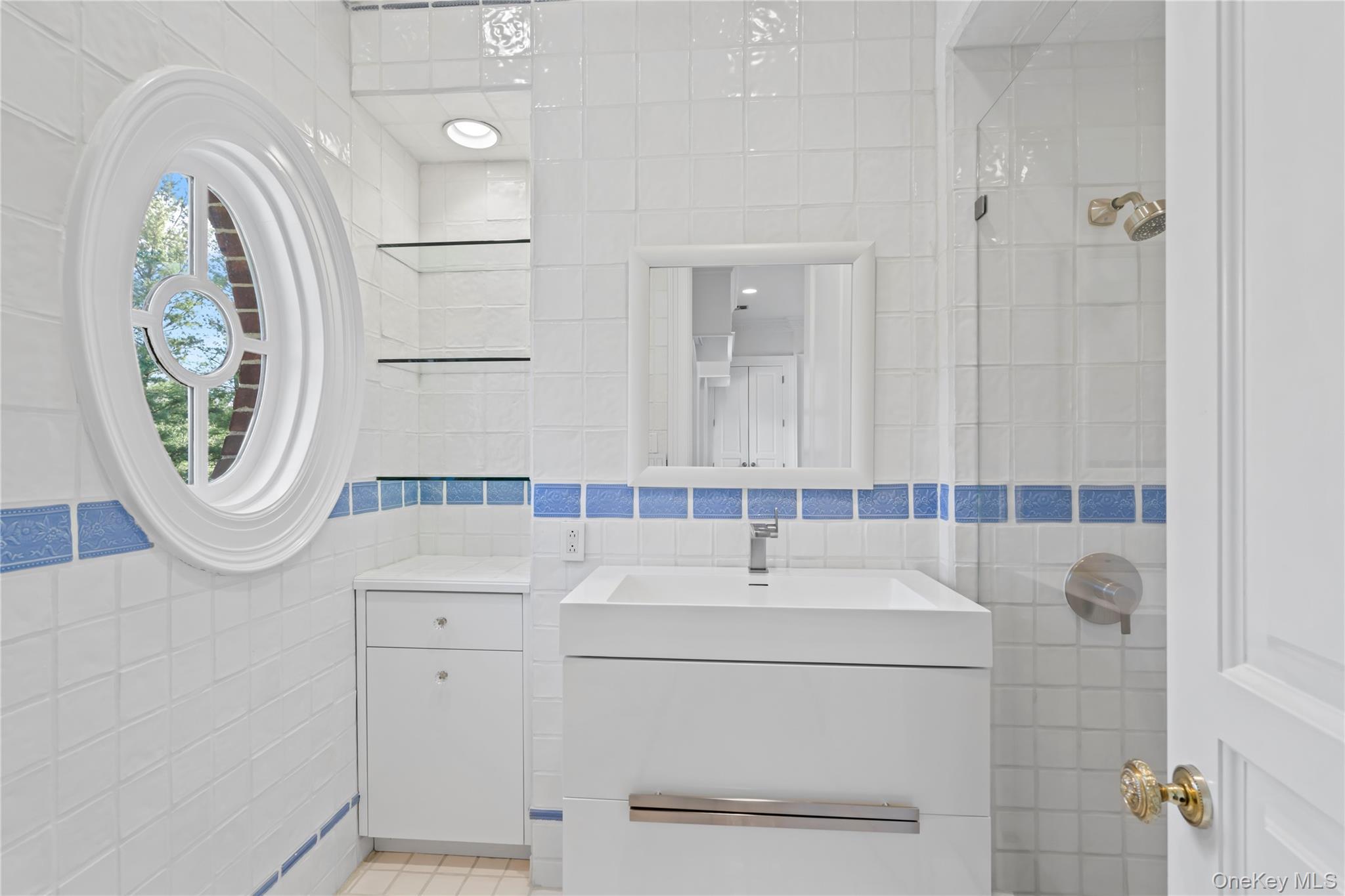 Single Family Vista  Nassau County, NY 11545, MLS-860682-32