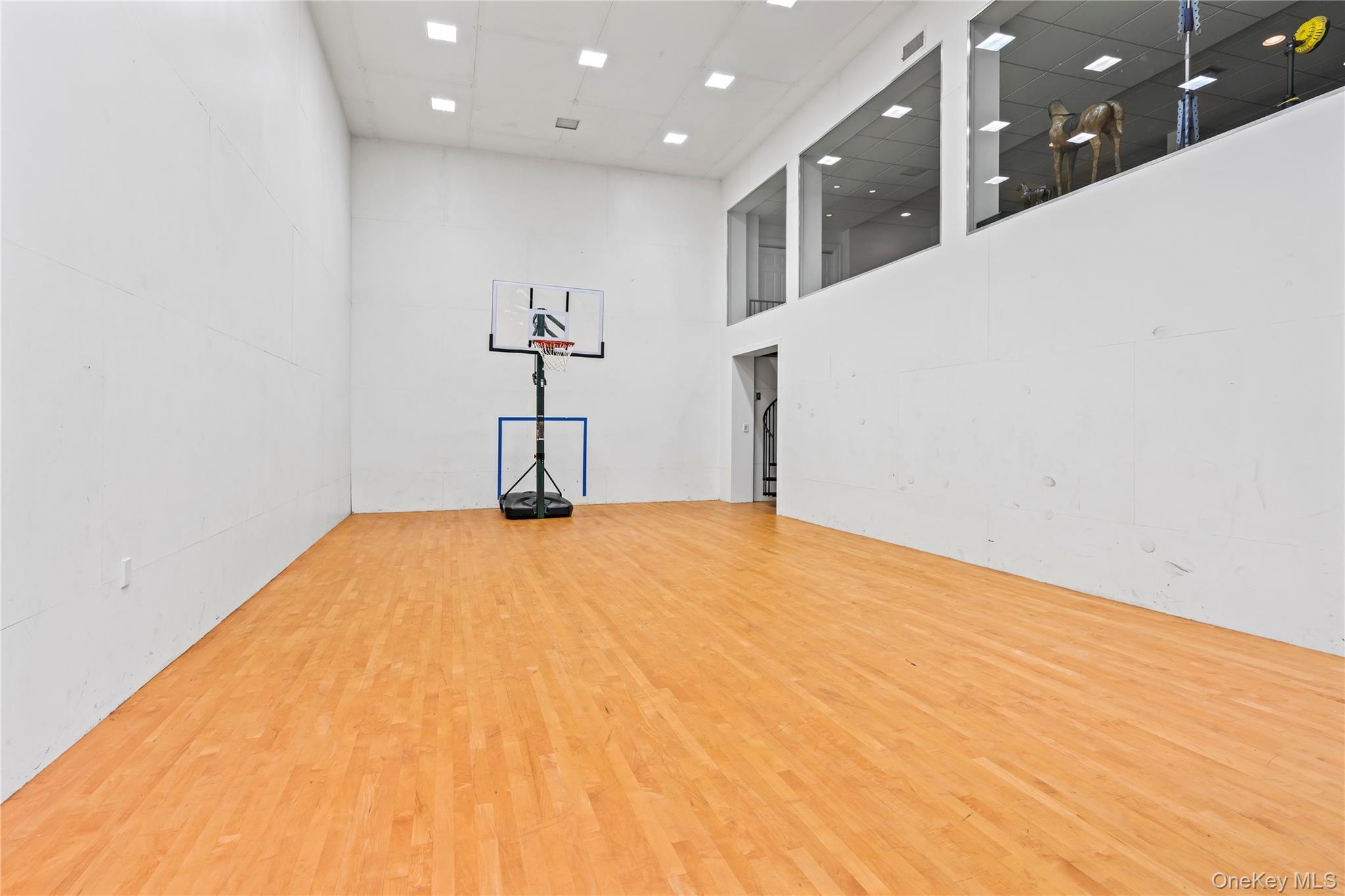 Single Family Vista  Nassau County, NY 11545, MLS-860682-33