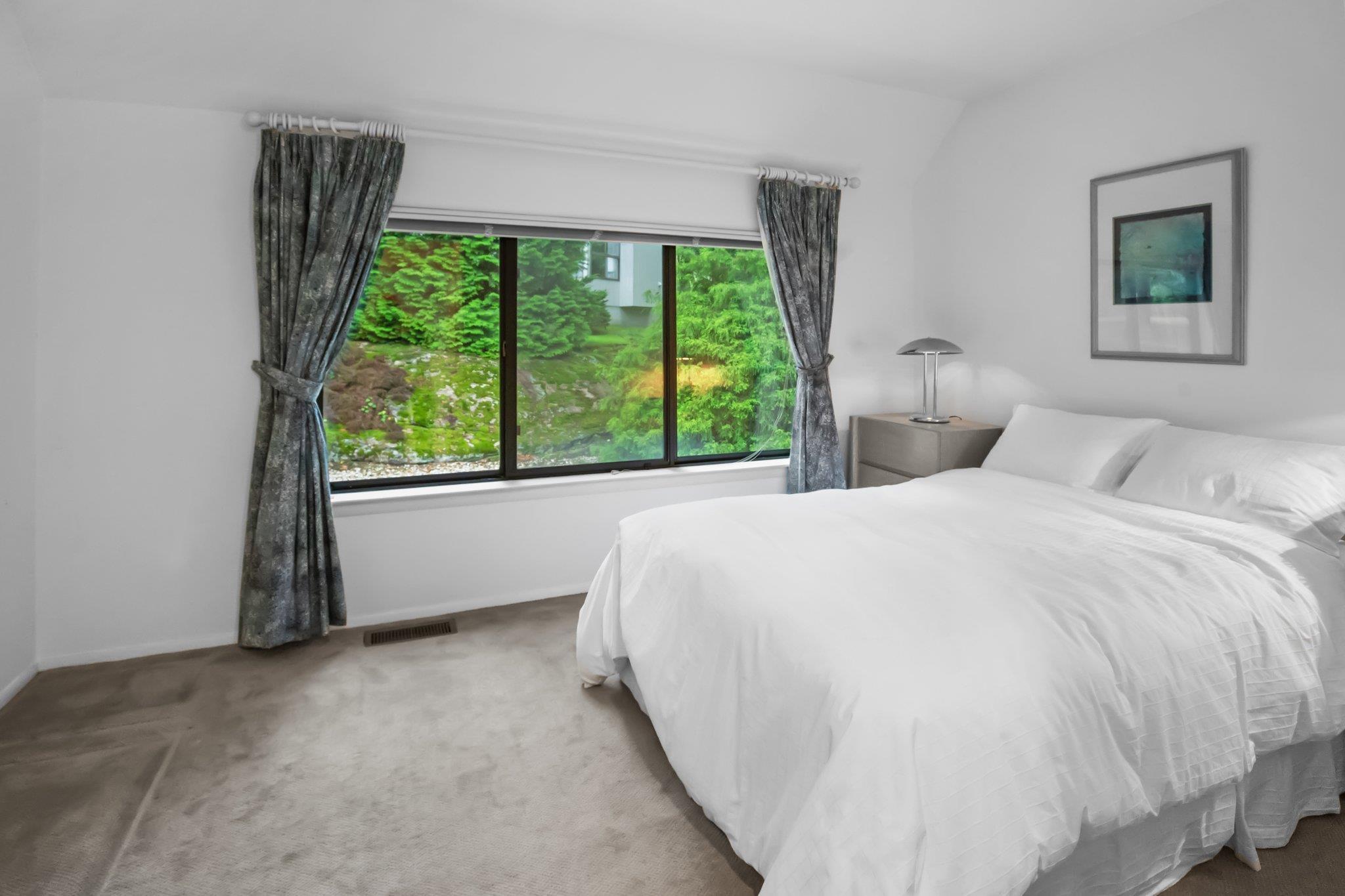 Single Family Ponds  Westchester County, NY 10577, MLS-860686-10