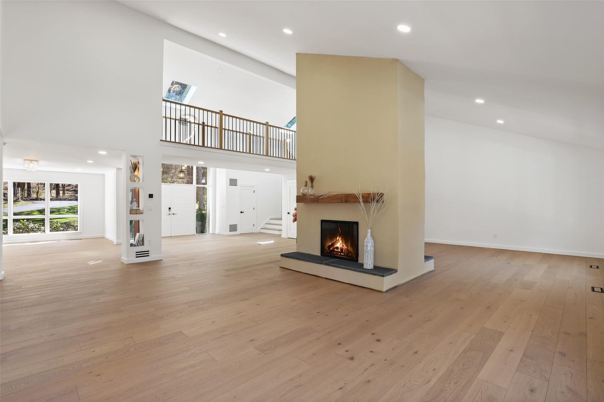 Single Family Round Hill  Westchester County, NY 10504, MLS-860688-10