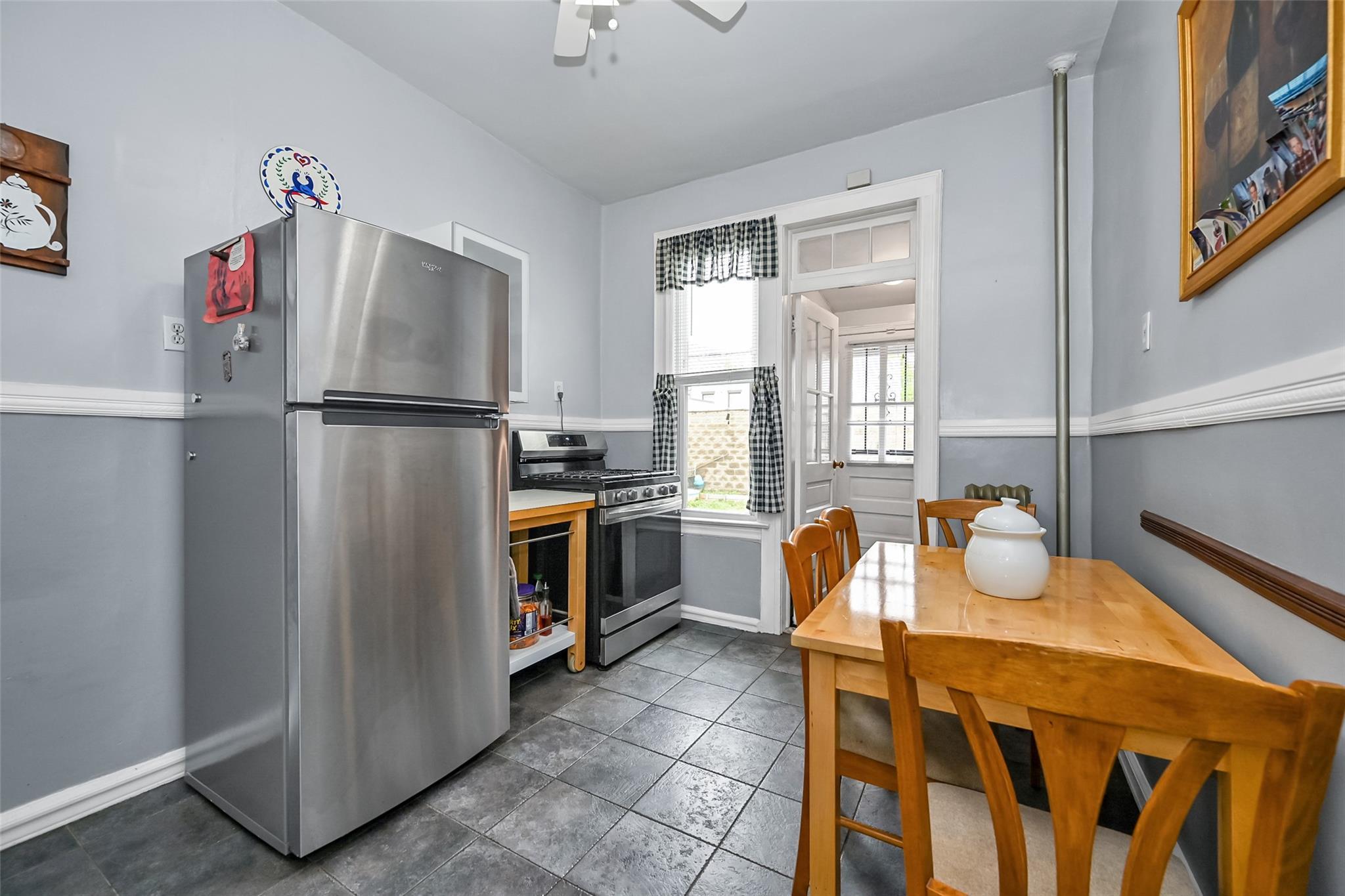 Single Family 46th  Queens, NY 11103, MLS-860700-12