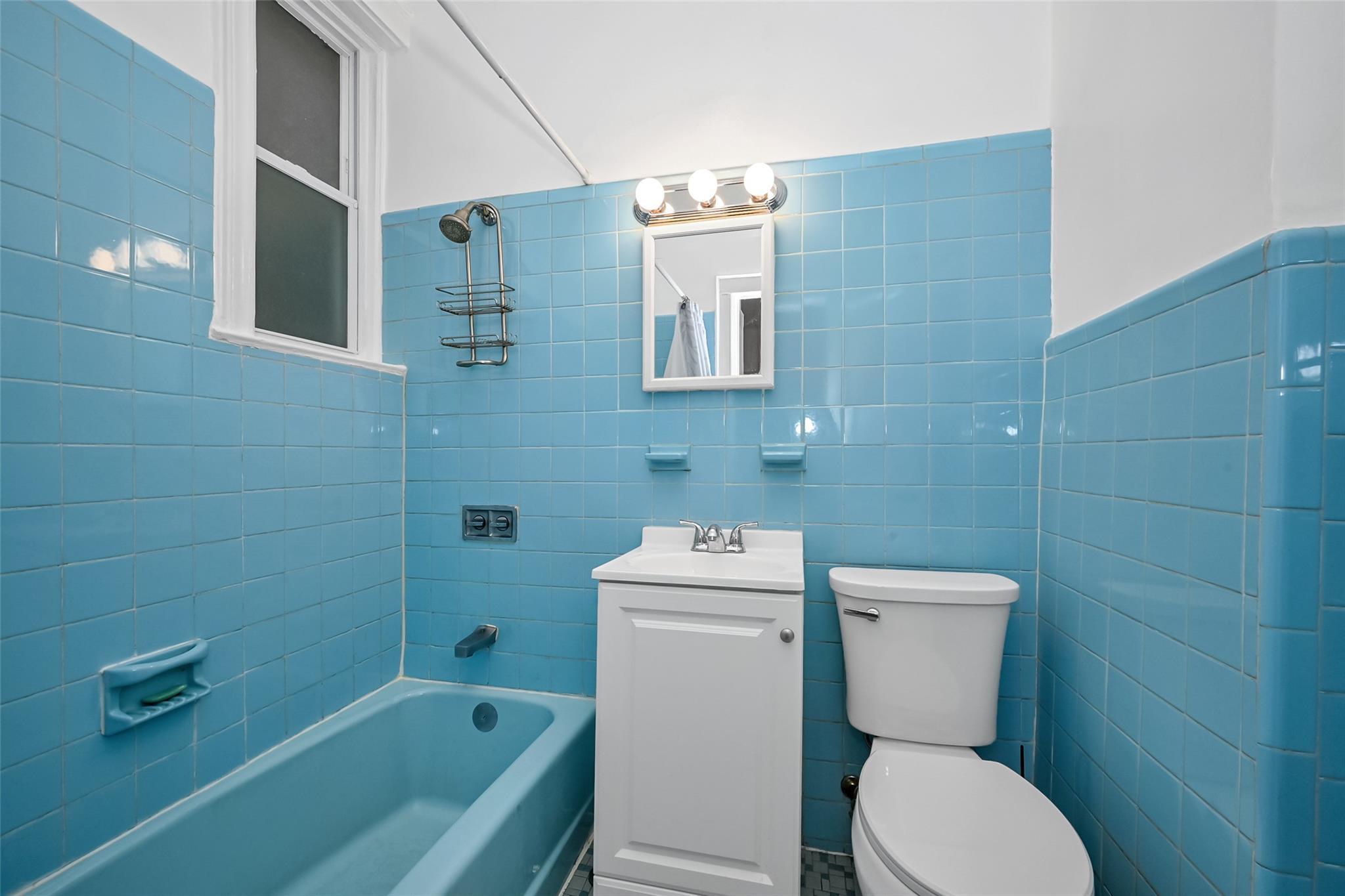 Single Family 46th  Queens, NY 11103, MLS-860700-16