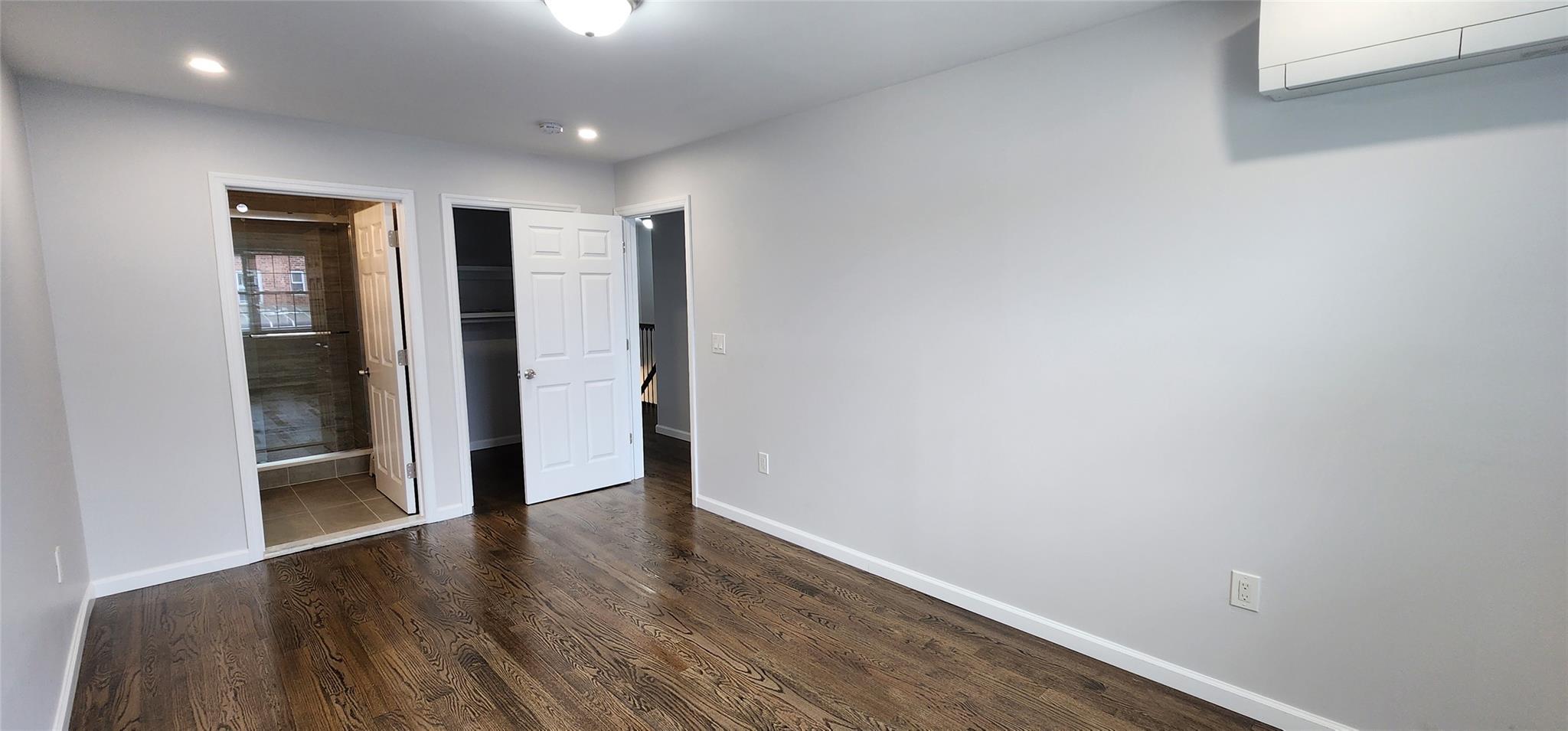 Single Family 76th  Queens, NY 11367, MLS-860715-19