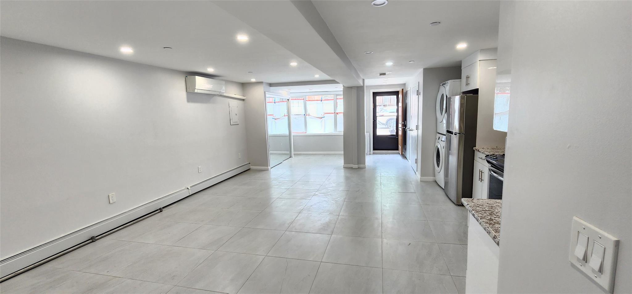 Single Family 76th  Queens, NY 11367, MLS-860715-3