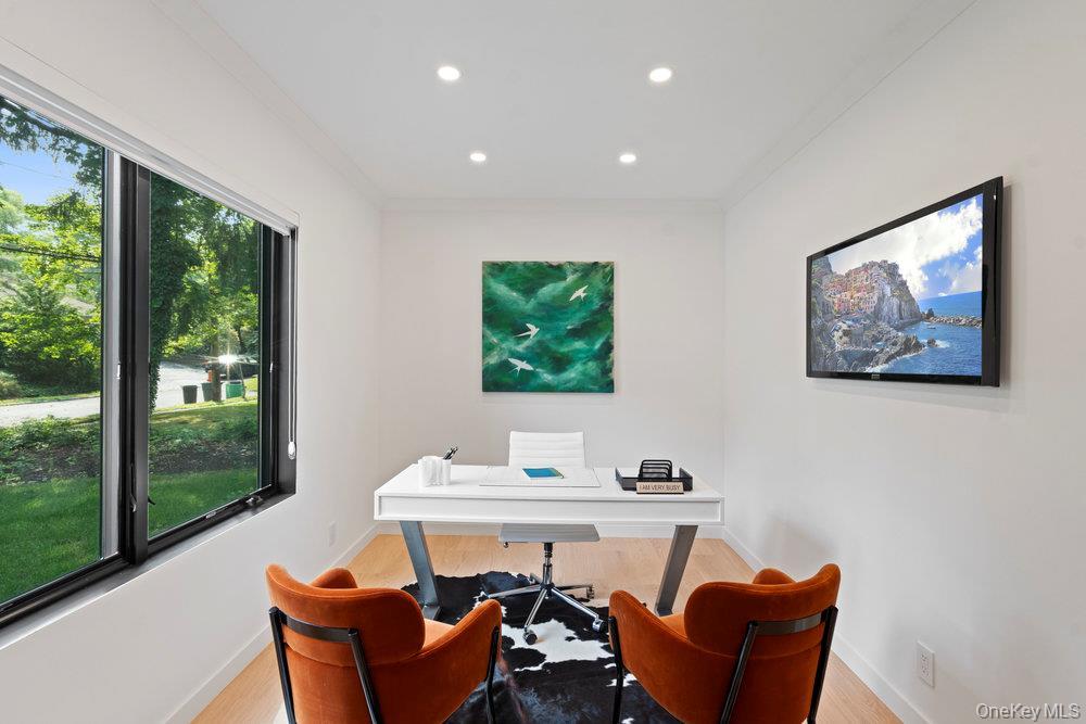 Single Family Bentley Nassau County, NY 11023, MLS-860727-13