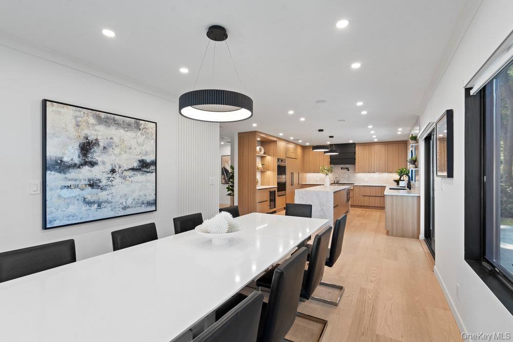 Single Family Bentley Nassau County, NY 11023, MLS-860727-26