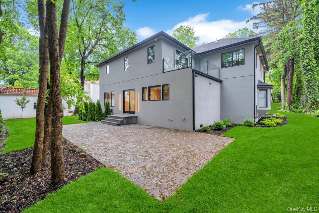 Single Family Bentley Nassau County, NY 11023, MLS-860727-44