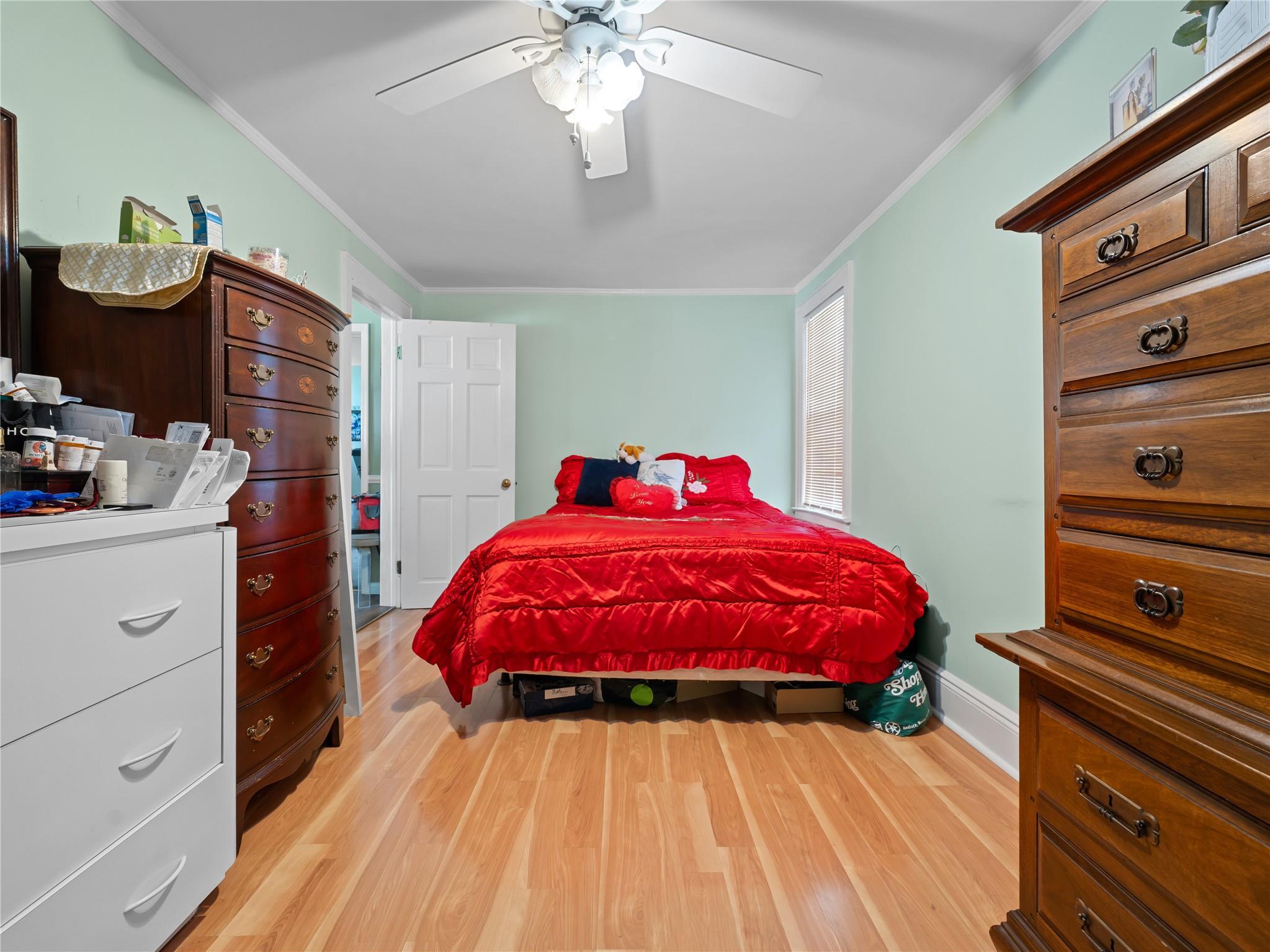 Single Family Savoy  Nassau County, NY 11003, MLS-860732-13