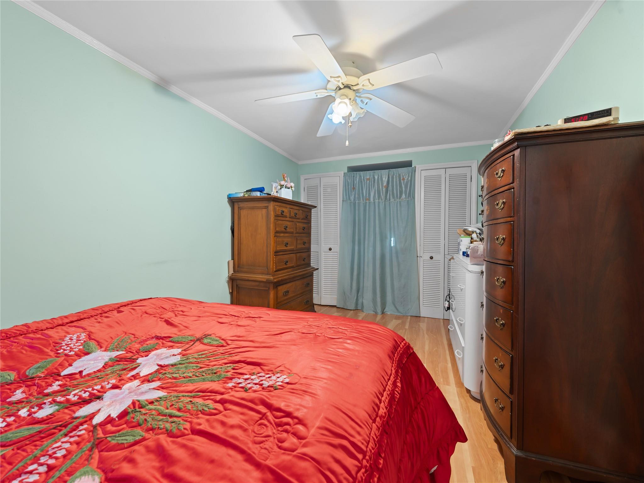 Single Family Savoy  Nassau County, NY 11003, MLS-860732-14