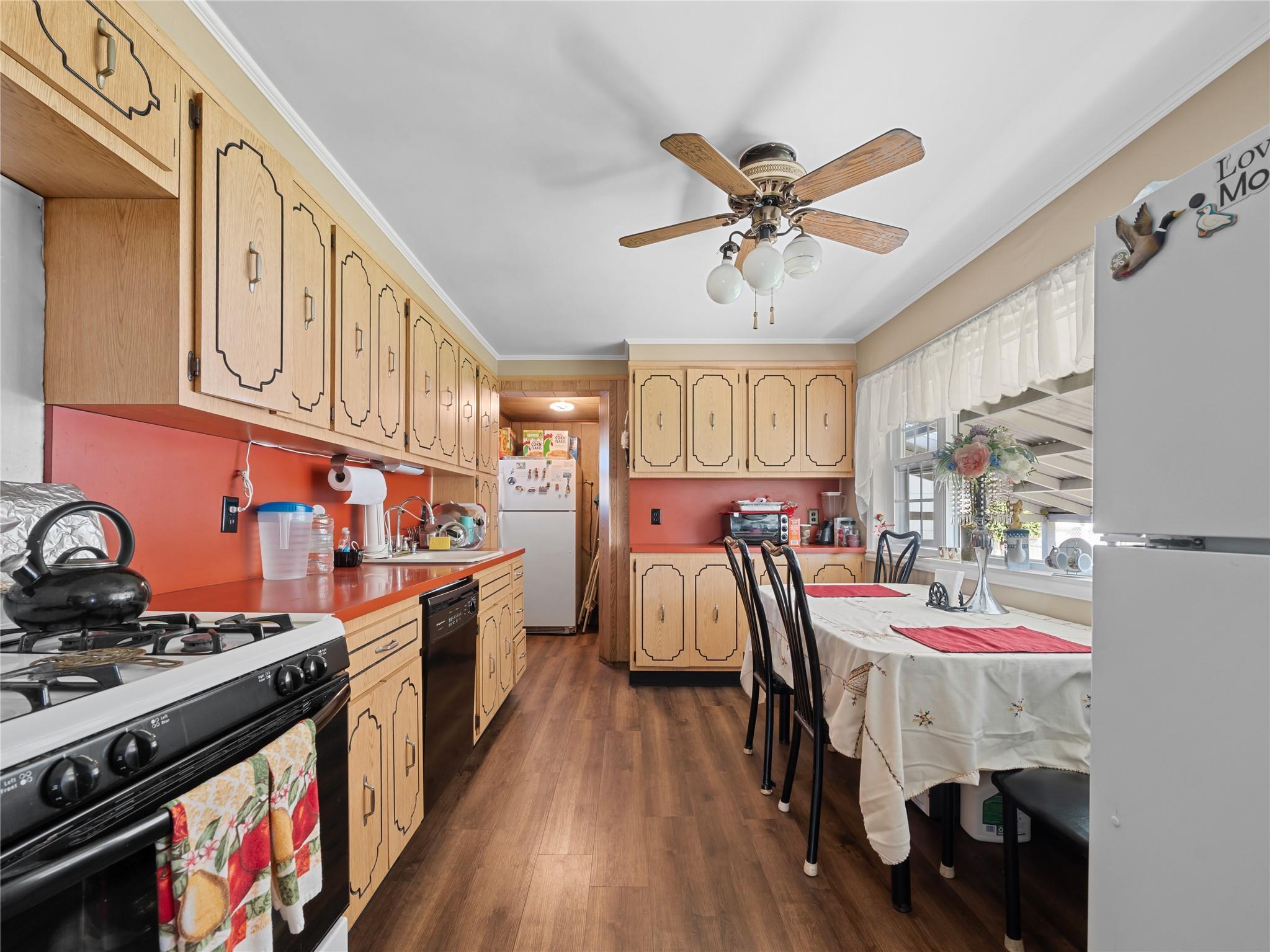 Single Family Savoy  Nassau County, NY 11003, MLS-860732-15