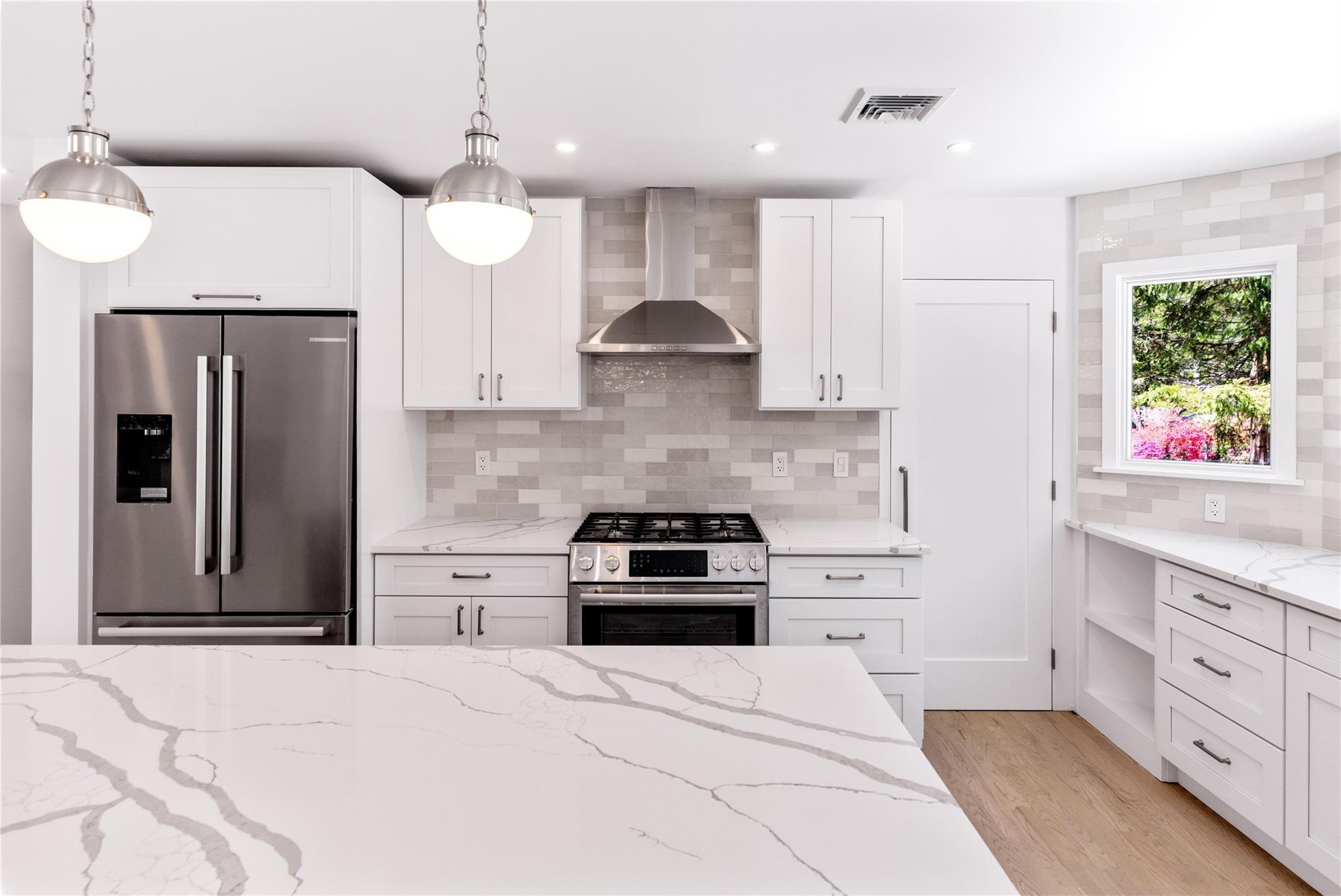 Single Family Pine Tree  Suffolk County, NY 11942, MLS-860748-6