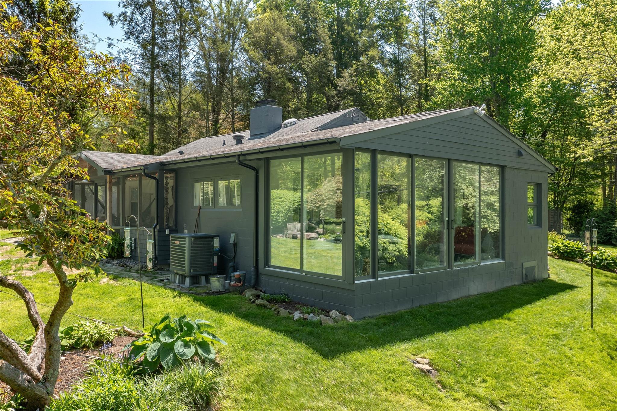 Single Family Sherwood Hill  Putnam County, NY 10509, MLS-860765-45