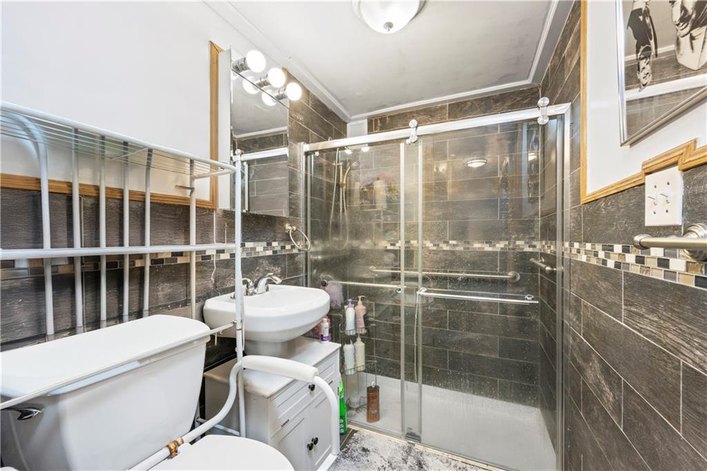 Single Family Monroe  Brooklyn, NY 11221, MLS-860782-15