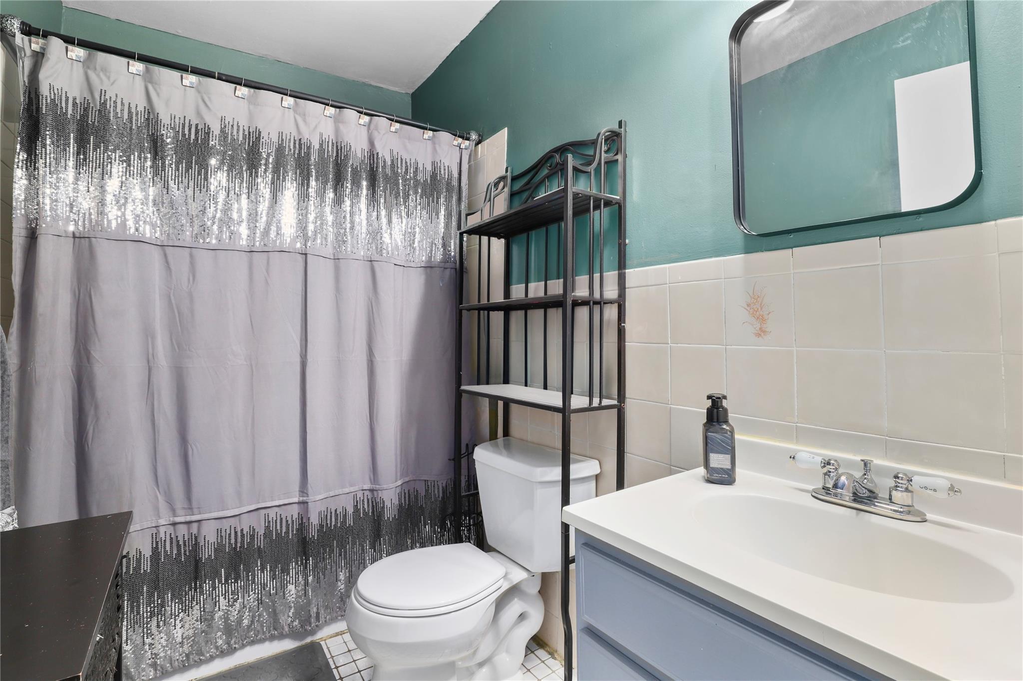 Single Family Jackson  Bronx, NY 10456, MLS-860783-10